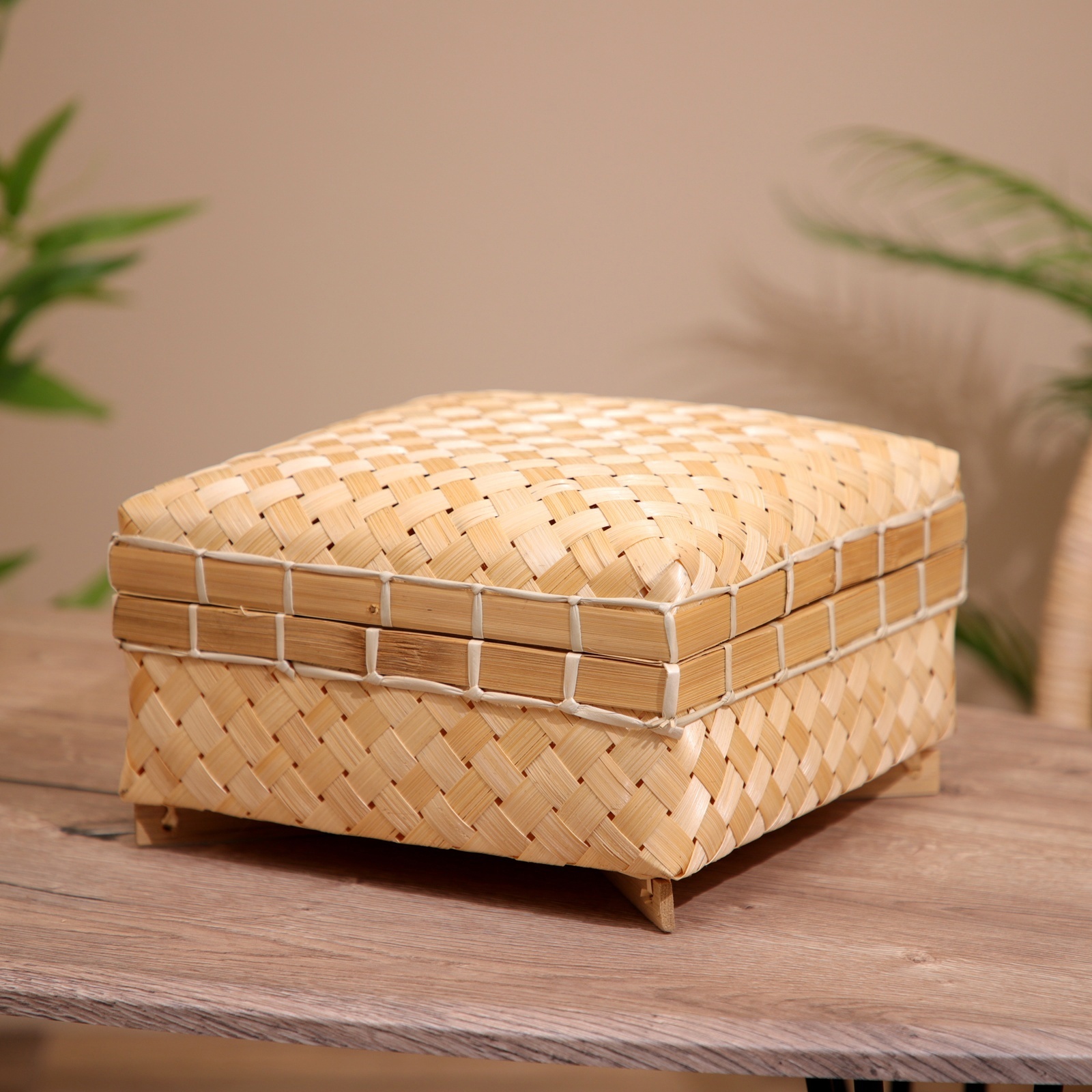 Изображение товара Шкатулка бамбуковая плетёная 25x25x15 см, СИМА-ЛЕНД