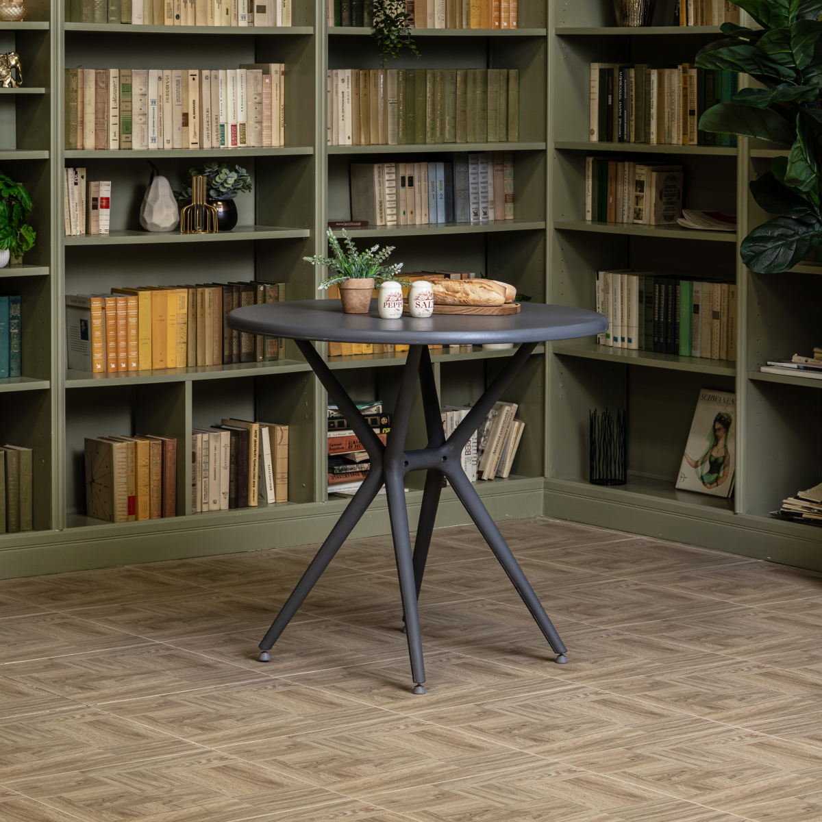 Изображение товара Садовый нераздвижной стол Royal Family TOM 80x80x75 см пластик серый