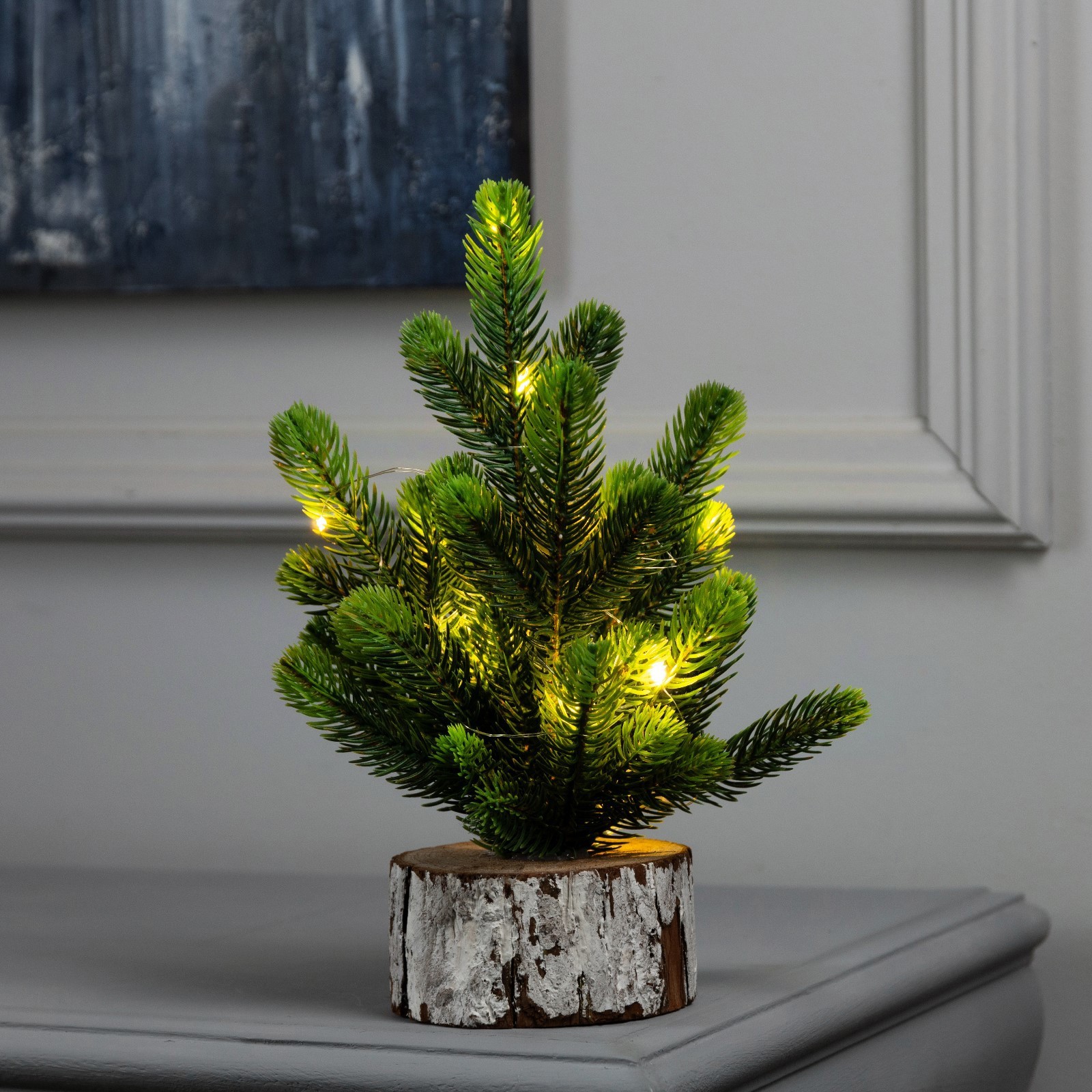 Изображение товара Светящаяся электрическая фигура Хвоя 20 см с LED и пультом LUAZON LIGHTING