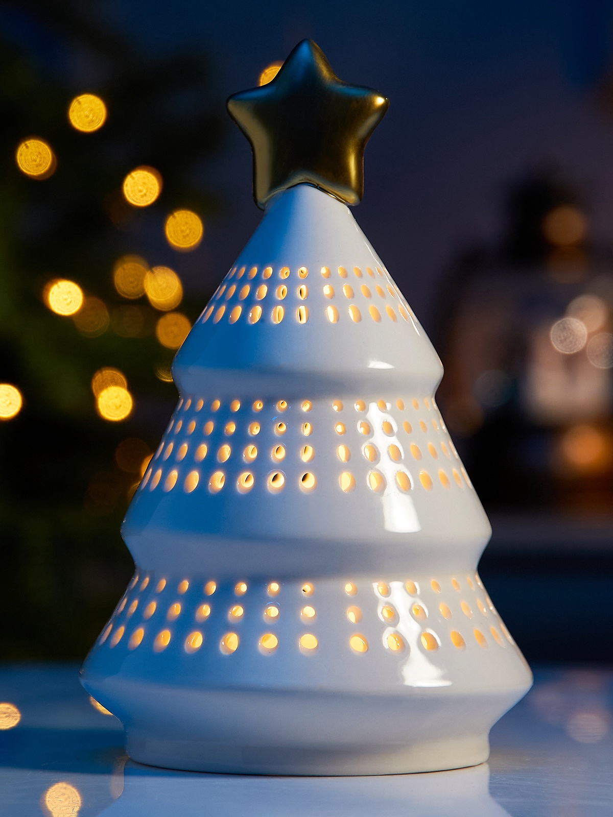 Изображение товара Светящаяся электрическая фигура Luazon Lighting Елка с золотой звездой 10502268 h 11 см