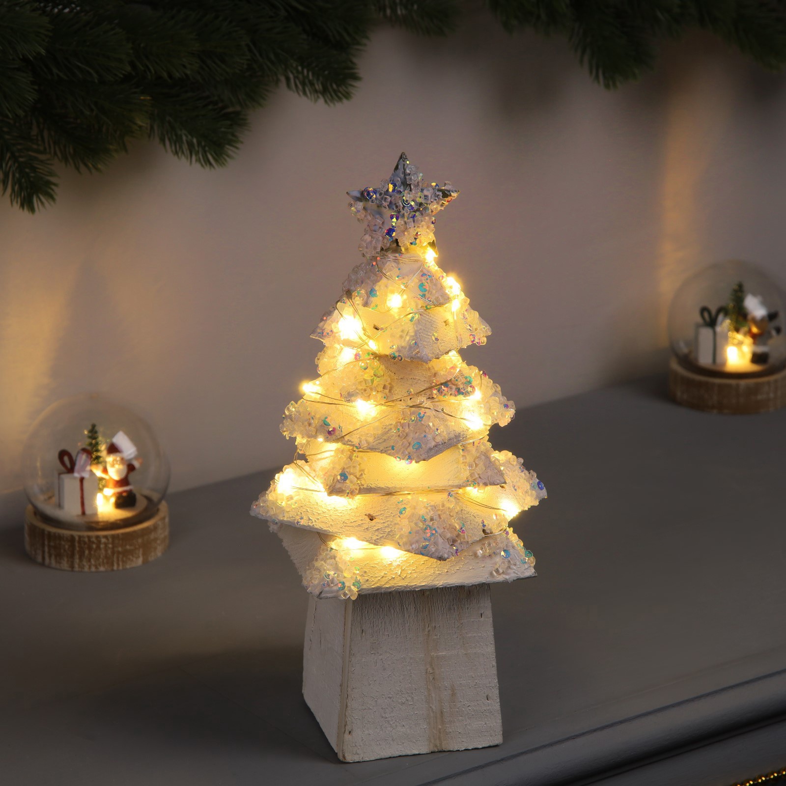 Изображение товара Светящаяся электрическая фигура Luazon Lighting Елочка 10454676 h 14 см