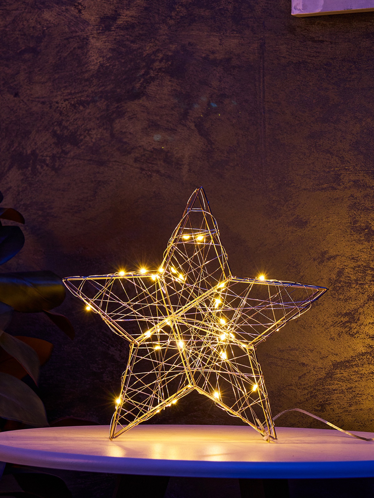 Изображение товара Светящаяся электрическая фигура Звезда 30х30х5 см с LED и мультичейзинг