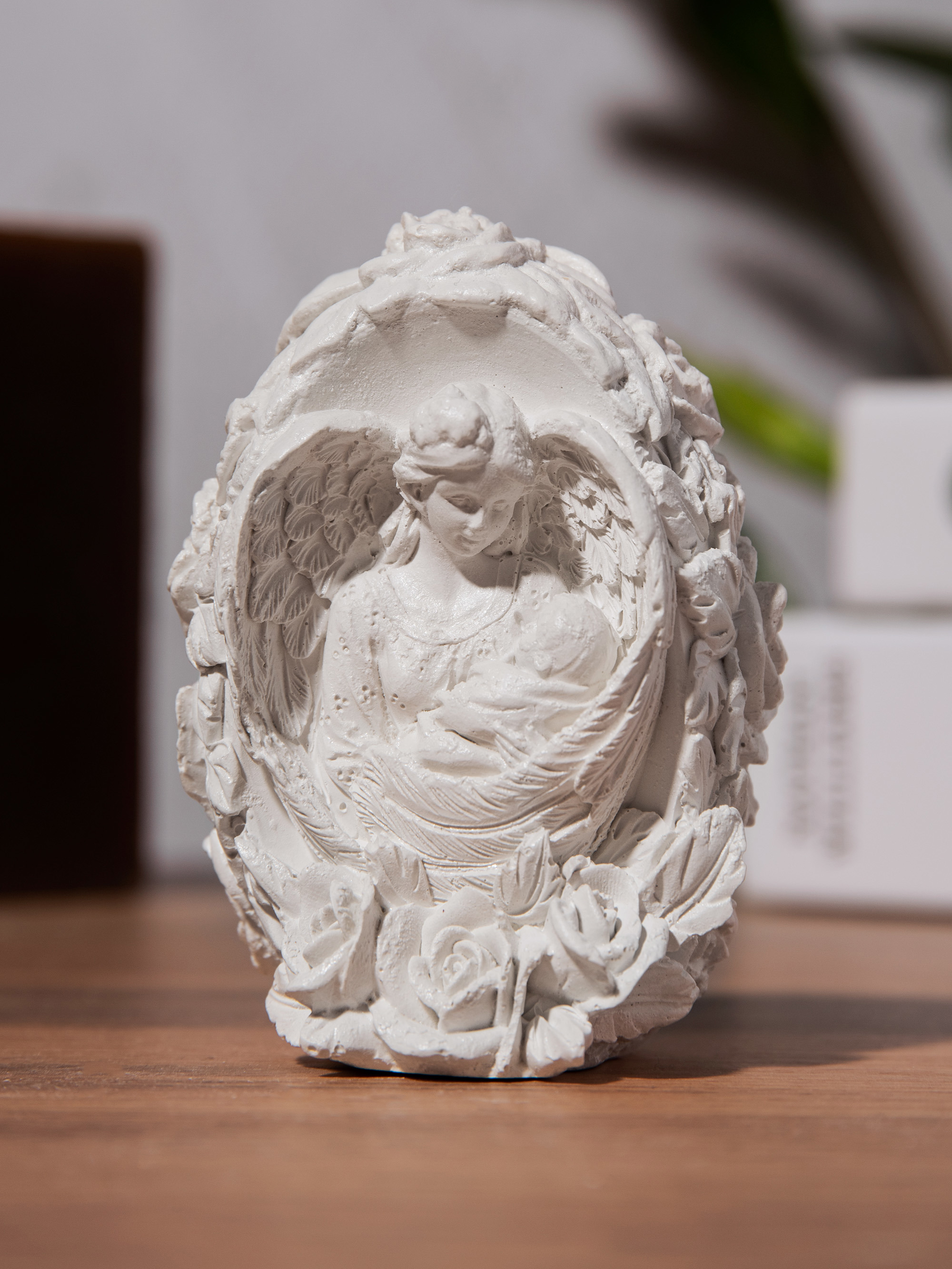 Изображение товара Статуэтка Дева с Ребенком MAGIC MAKERS