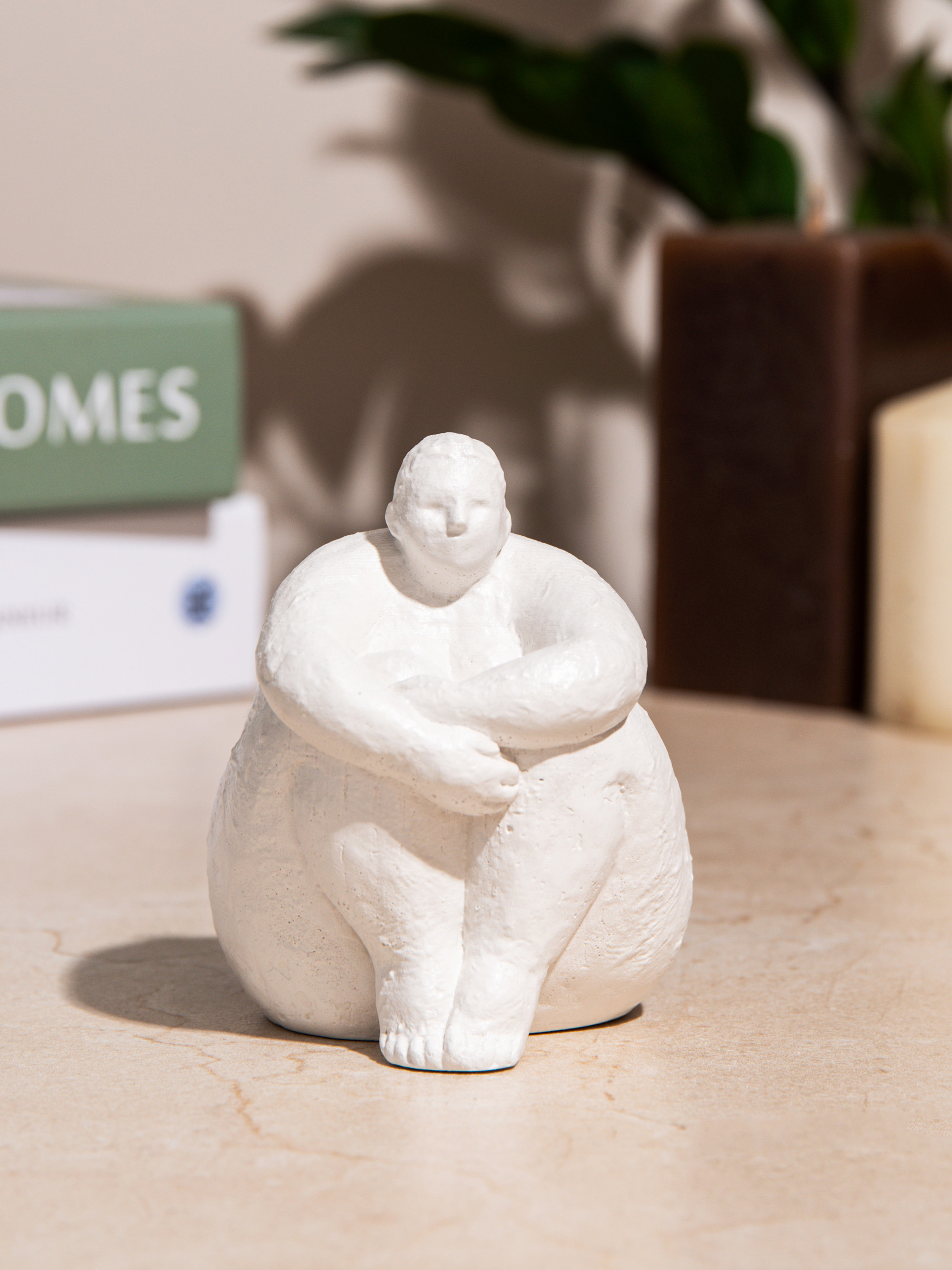 Изображение товара Статуэтка MAGIC MAKERS Толстушка — декоративная фигура 9x8 см