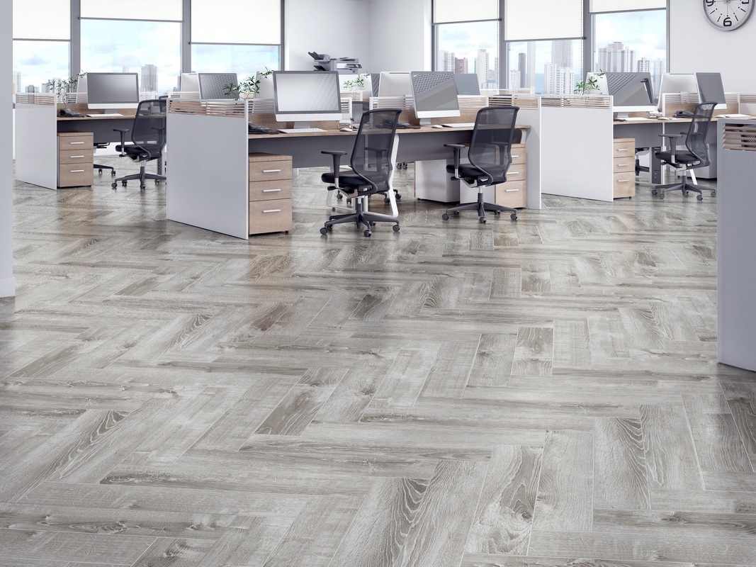 Изображение товара СПК плитка CRONAFLOOR Дуб Страсбург 42 класс толщина 4.5 мм, водостойкая, укладка Елочкой