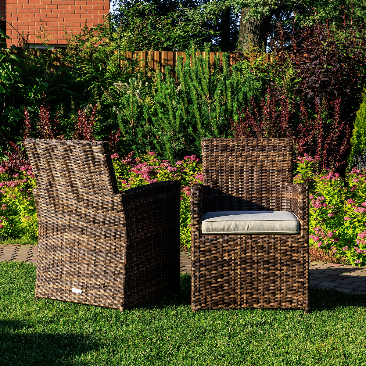 Изображение товара Кресло садовое Royal family 99-61-21-2 Fiona 60 см x 58 см x 89 см искусственный ротанг коричневый 2 шт