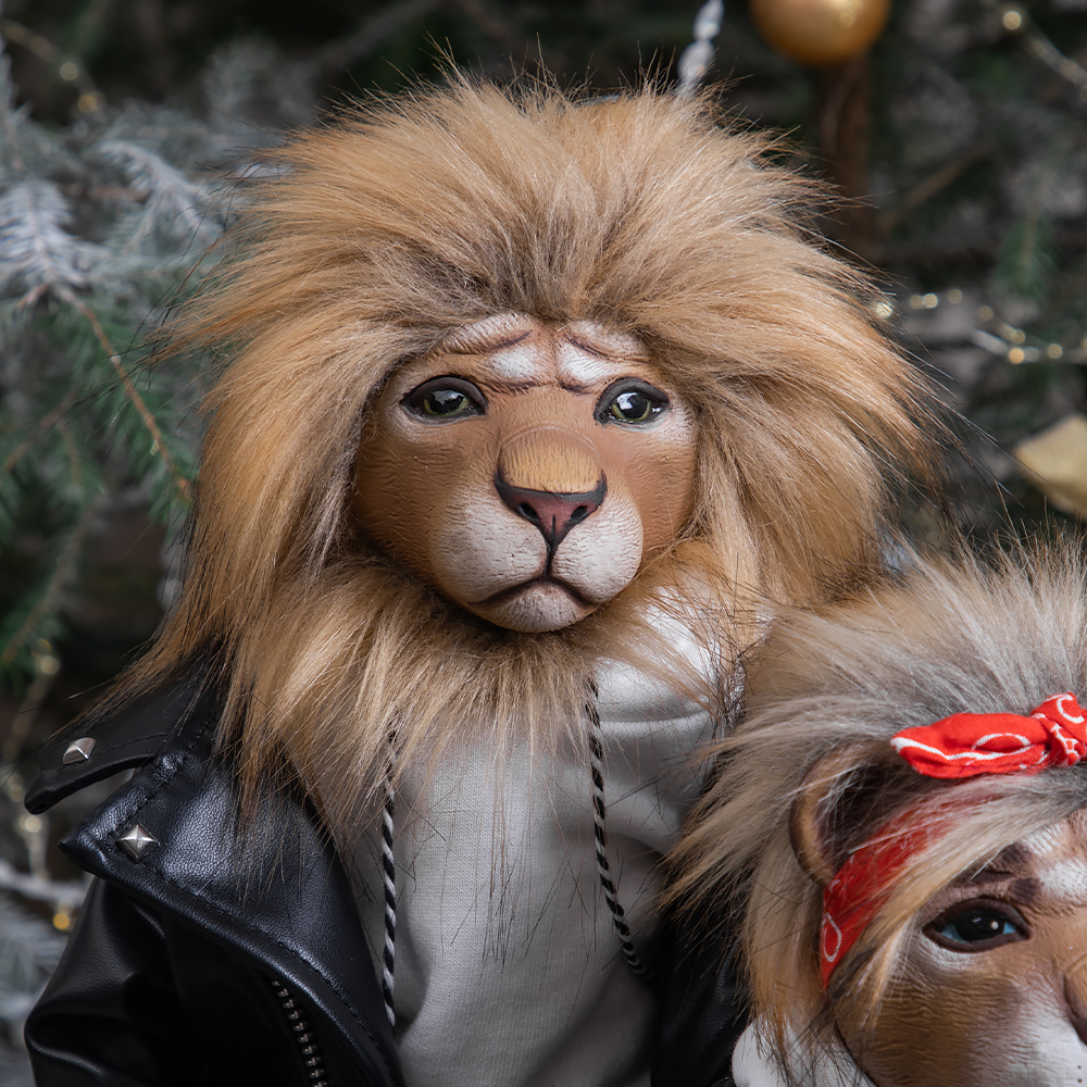 Изображение товара Коллекционная игрушка Лев Рокки ручная работа