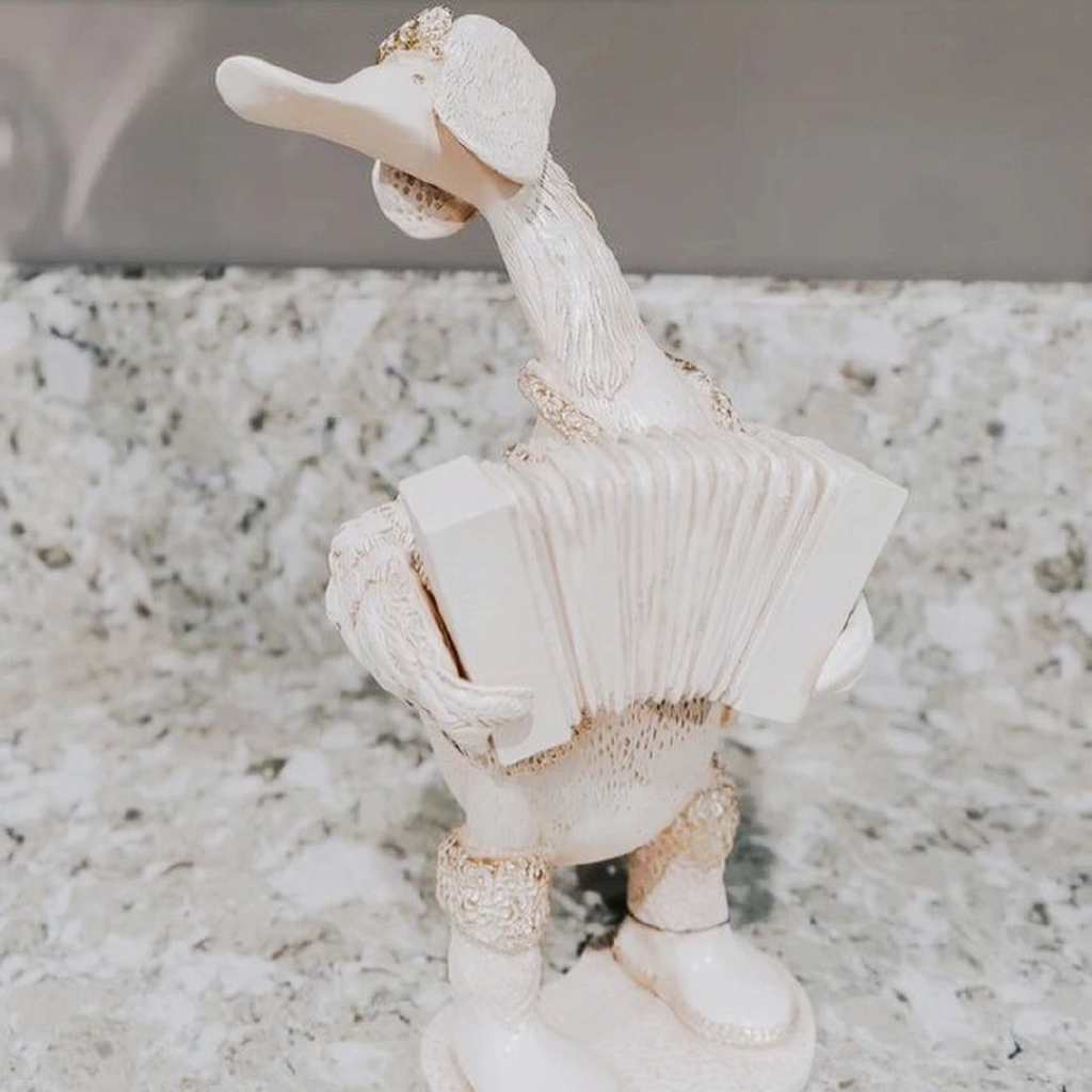 Изображение товара Статуэтка из мрамора Bogacho Первый парень на деревне, бежевый