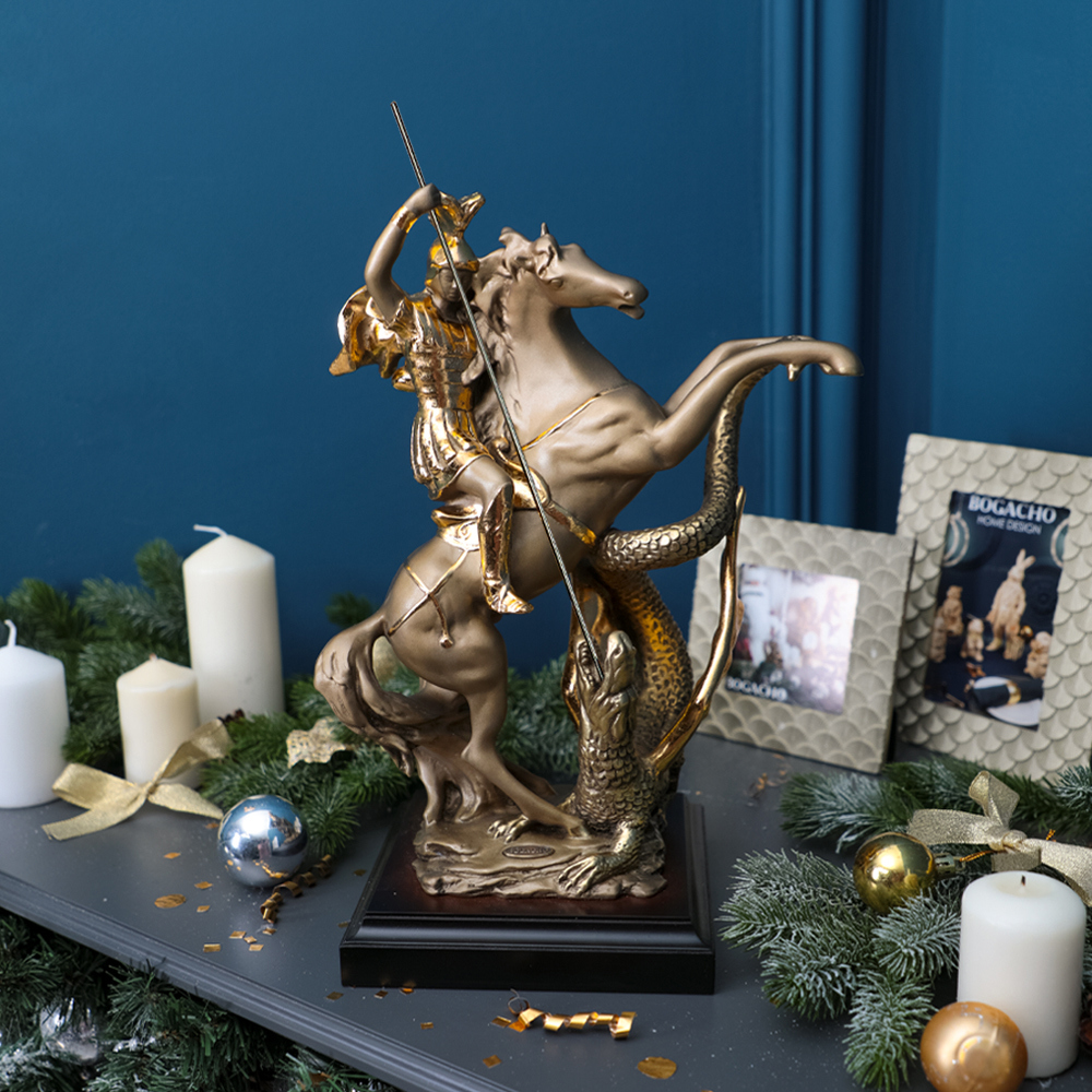 Изображение товара Статуэтка Георгий Победоносец из коелгинского мрамора, 39 см