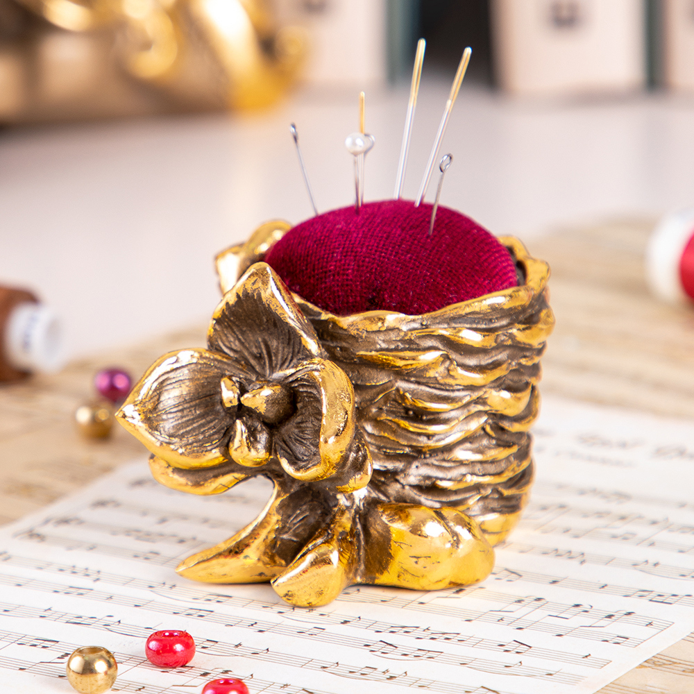 Изображение товара BOGACHO Игольница Орхидея Ликаста — декоративная мраморная подушечка