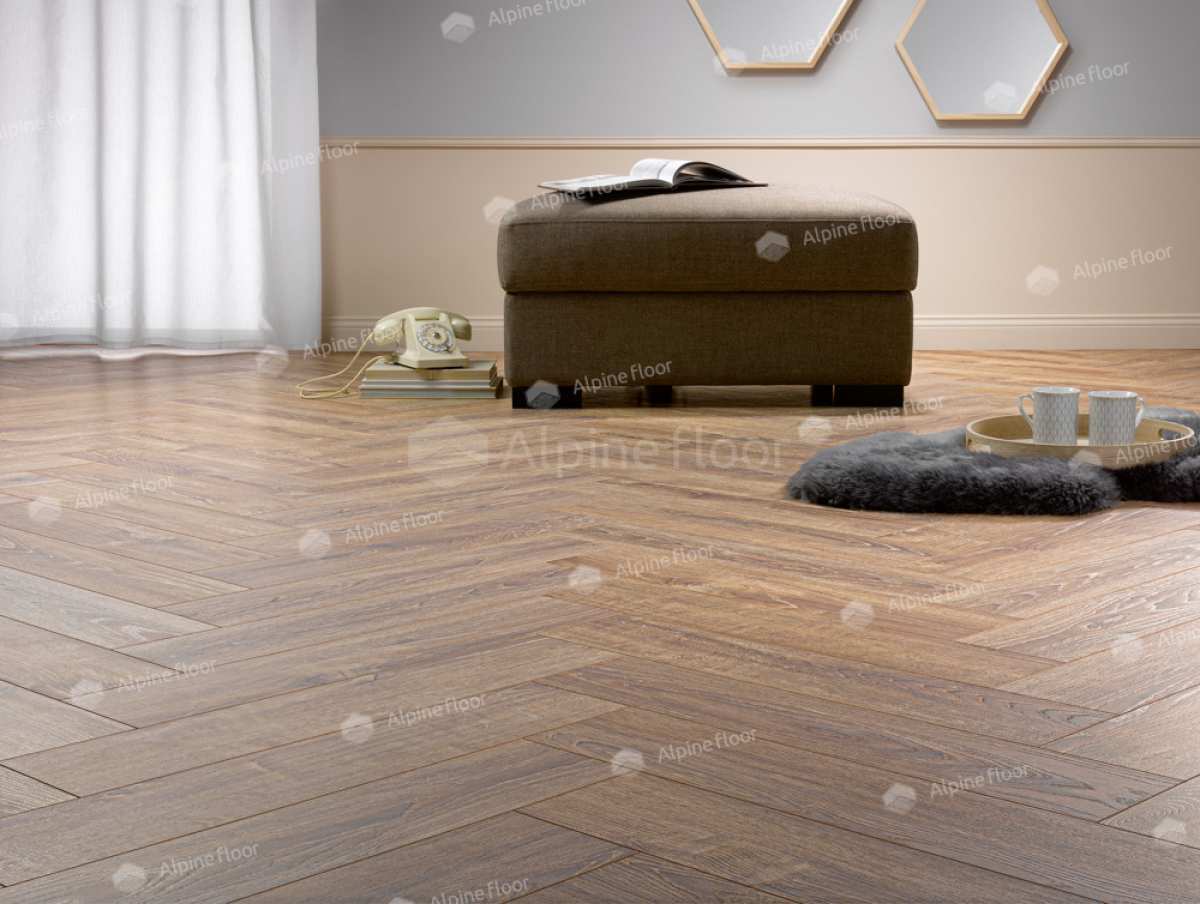Изображение товара Ламинат Homflor Herringbone Balearic oak 33 класс 12 мм с фаской 1.197 м²