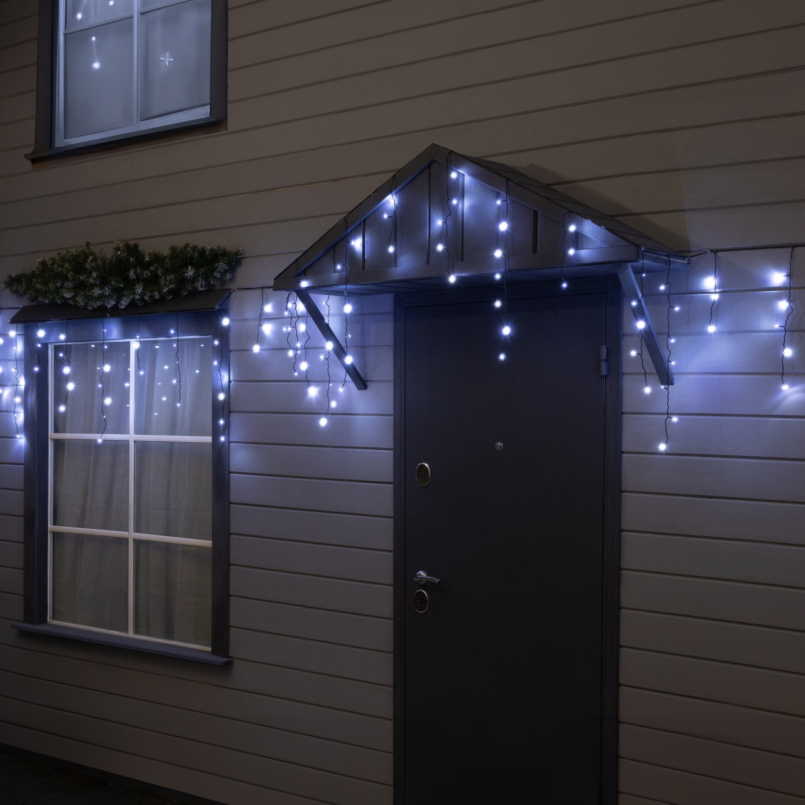 Изображение товара Электрогирлянда комнатная Luazon lighting 10610442 12 м 240 ламп 1 режим работы