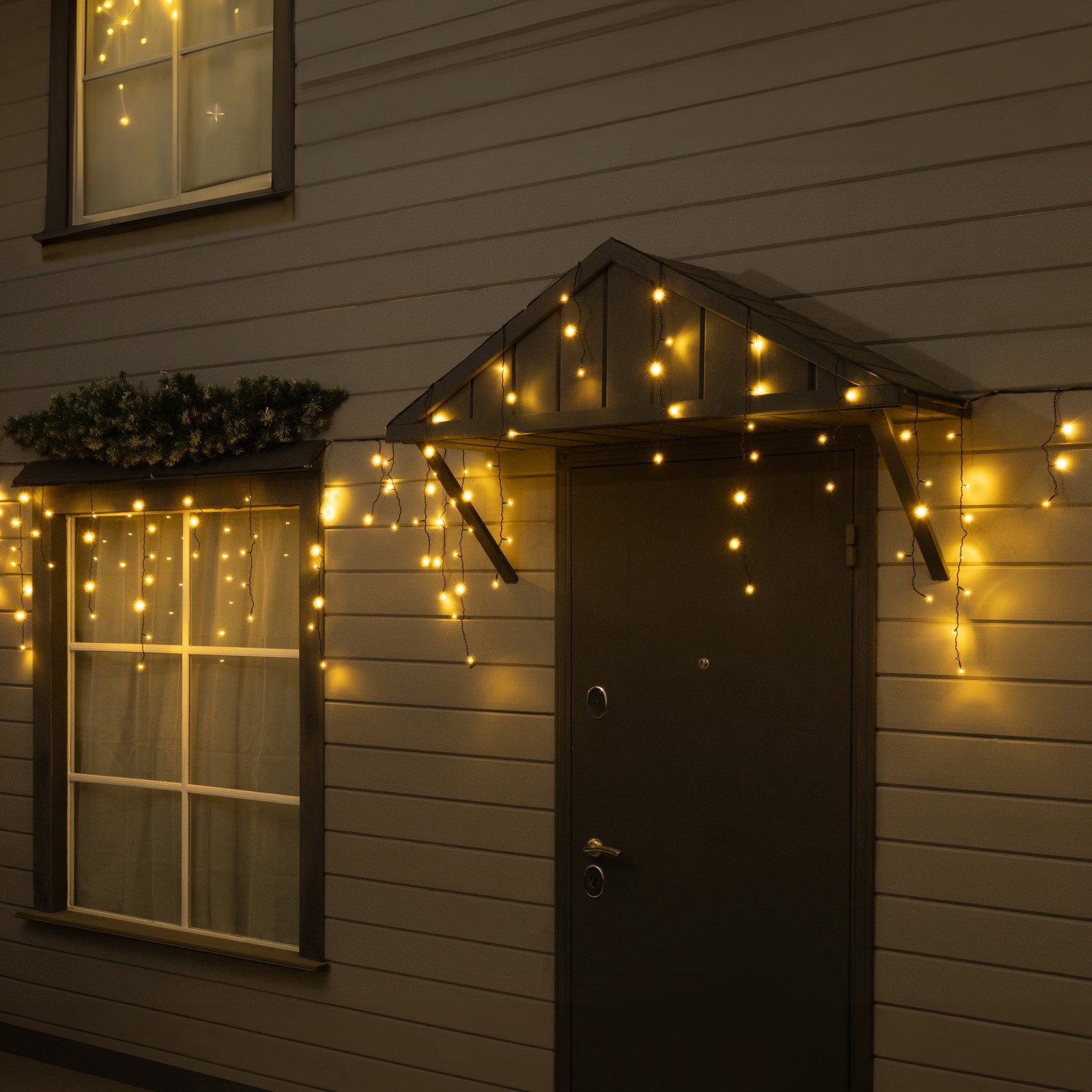 Изображение товара Электрогирлянда комнатная Luazon Lighting 6 м 120 ламп IP44 мультичейзинг пульт Внутренний