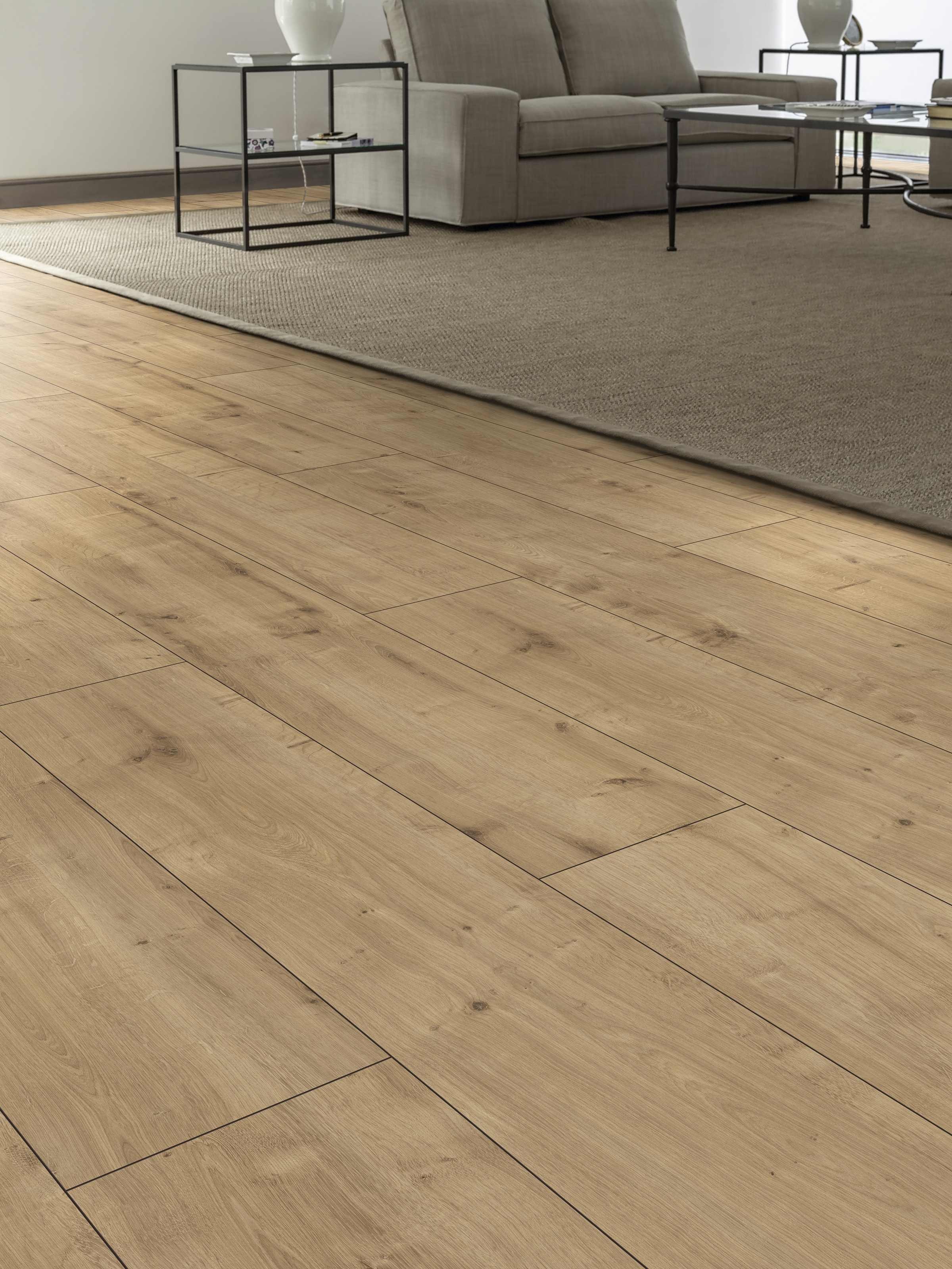 Изображение товара Ламинат Kaindl MF Wide AT Oak Chalet 32 класс 8 мм фаска 2.36 м² Россия