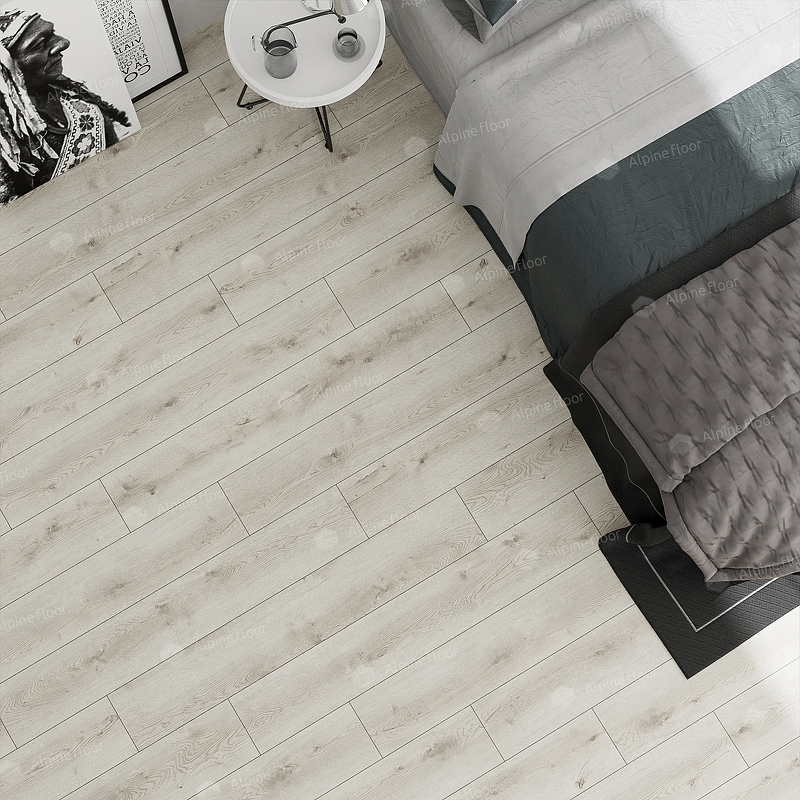 Изображение товара Ламинат Alpine Floor Milango Дуб Грей 32 класс 8 мм с фаской, 2.13 м²