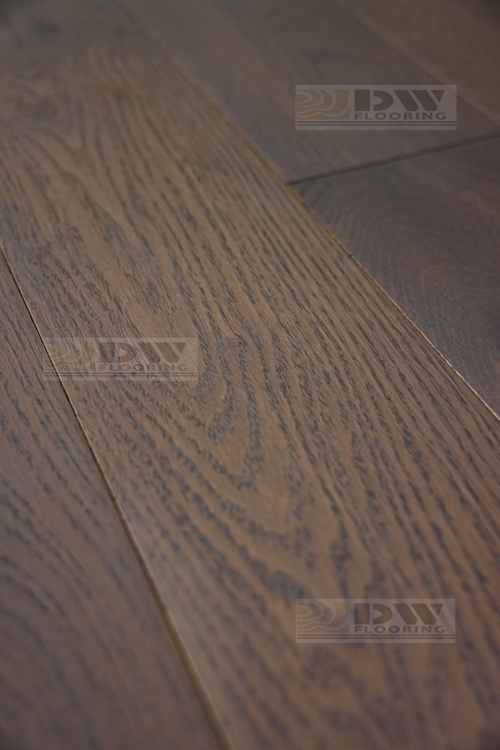 Изображение товара Паркетная доска однополосная DW Flooring Дуб DW-1205 12 мм 1.44 м²