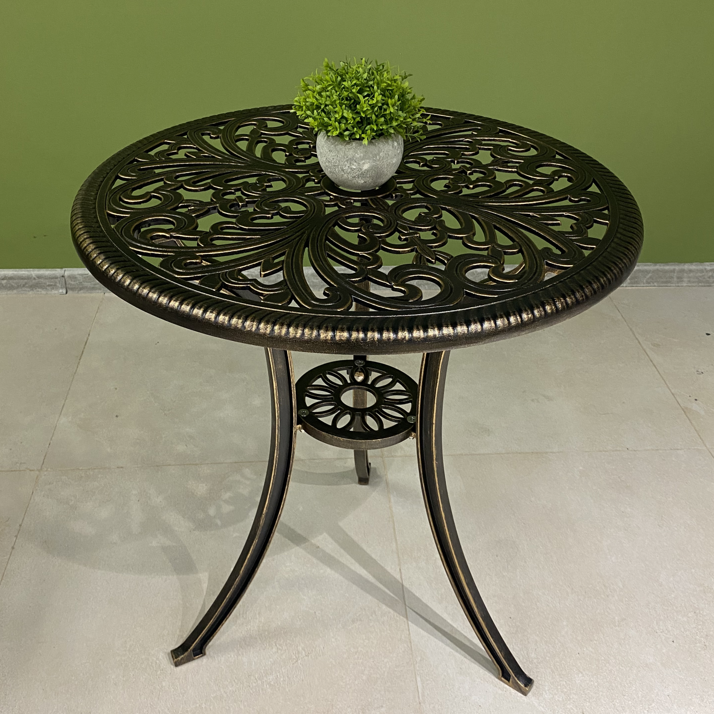 Изображение товара Круглый садовый кофейный стол WILHELM из алюминия 60 см черный