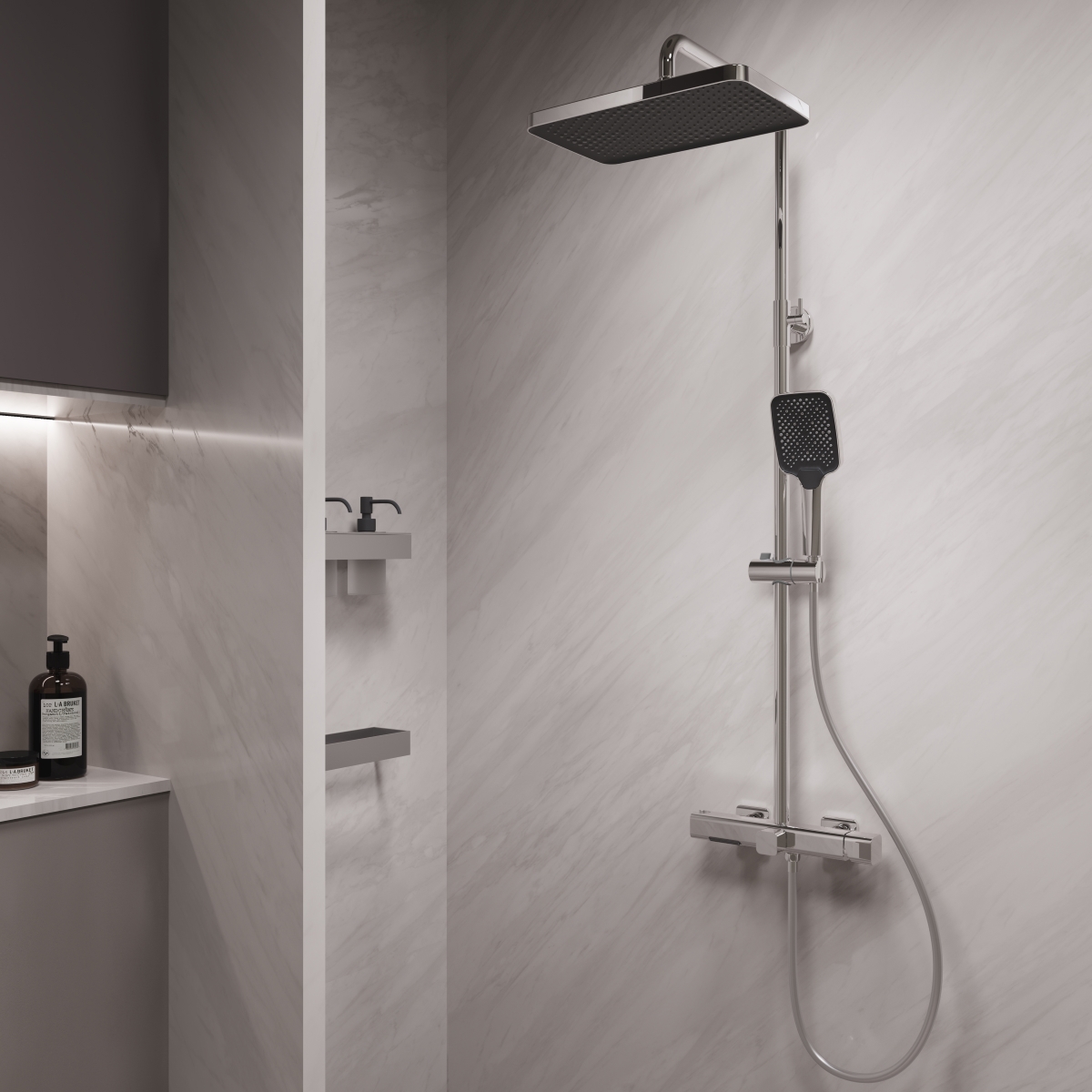 Изображение товара Душевая стойка VINCEA VSFS-4CO1CH с каскадным изливом и регулировкой высоты