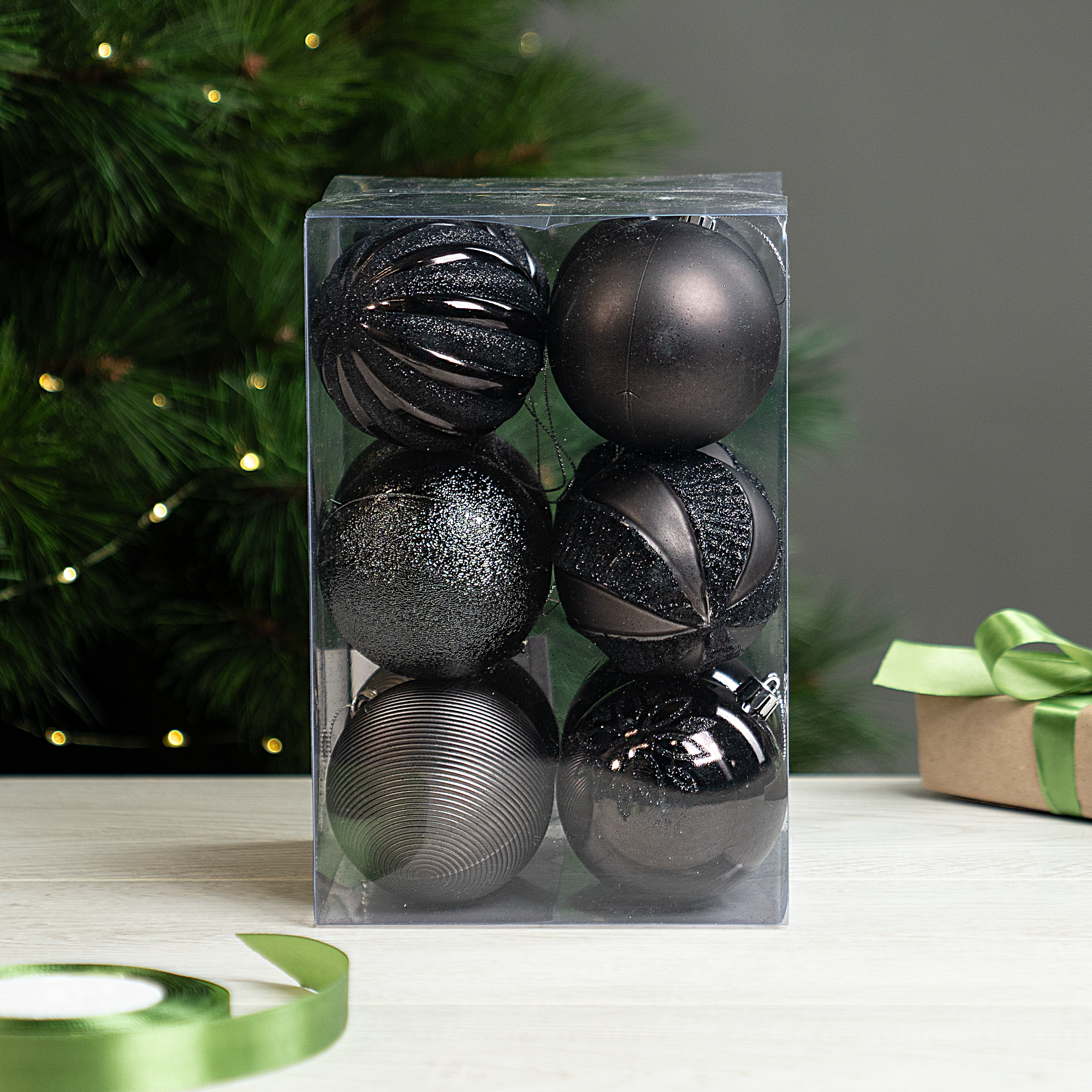 Изображение товара Набор елочных шаров KREAFORTA ø8 см черный 12 шт.