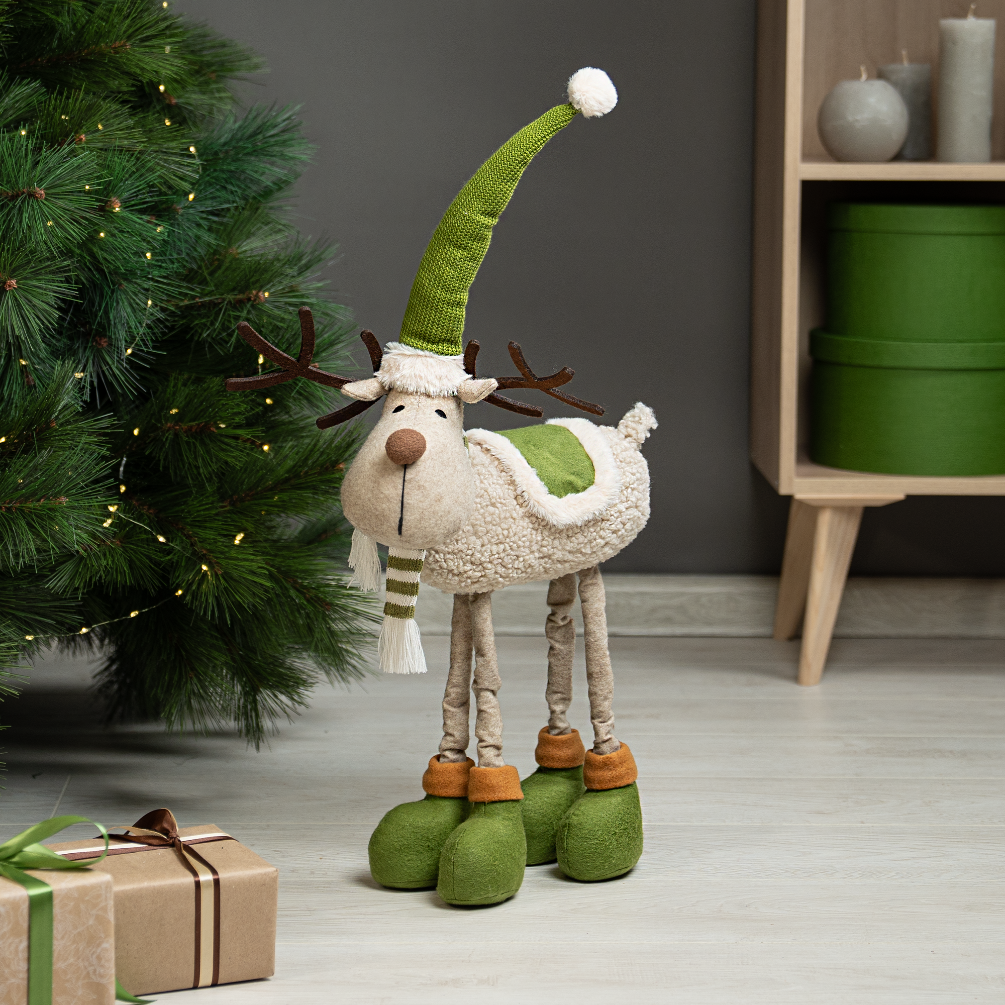 Изображение товара Декоративная фигура KREAFORTA Олень 70 см зеленый для праздничного интерьера