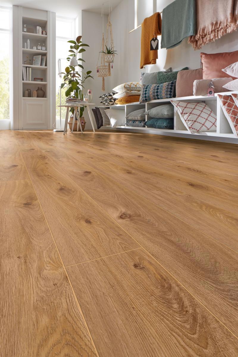 Изображение товара Ламинат Kronotex Aqua Amazone D4169 Дуб Престиж светлый 33 класс 10 мм 1.3 м²