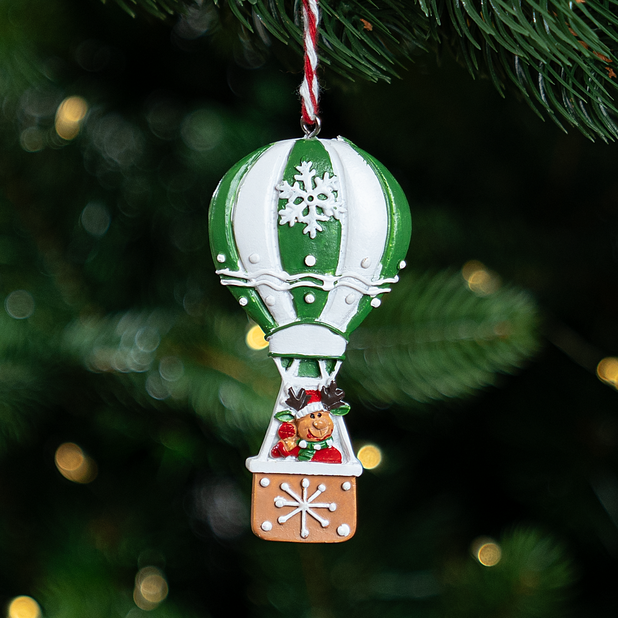 Изображение товара Декоративное подвесное украшение KREAFORTA Шары 9 см зелёный