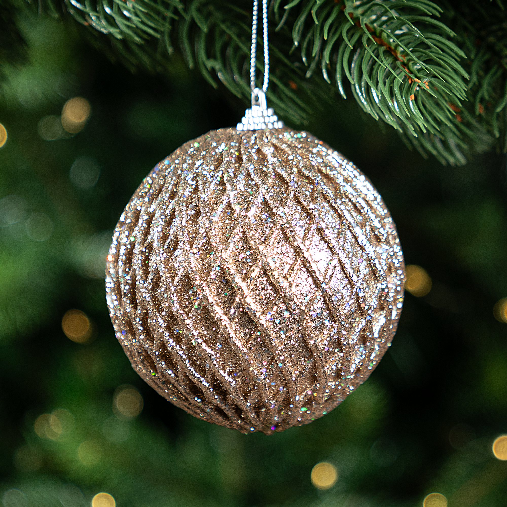 Изображение товара Елочный шар KREAFORTA ажурный ø10 см шампань декоративная елочная игрушка