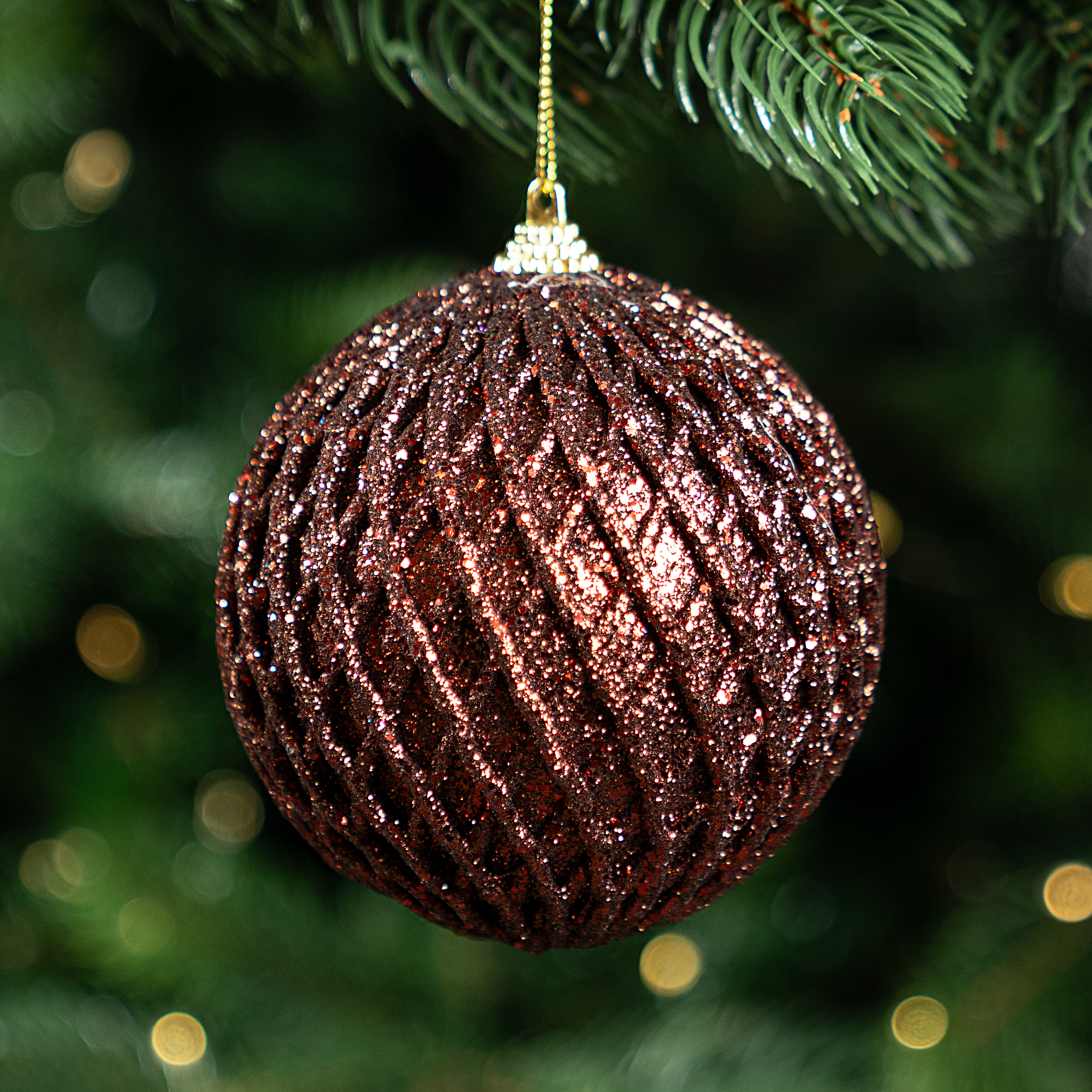 Изображение товара Шар елочный KREAFORTA ажурный ø10 см коричневый