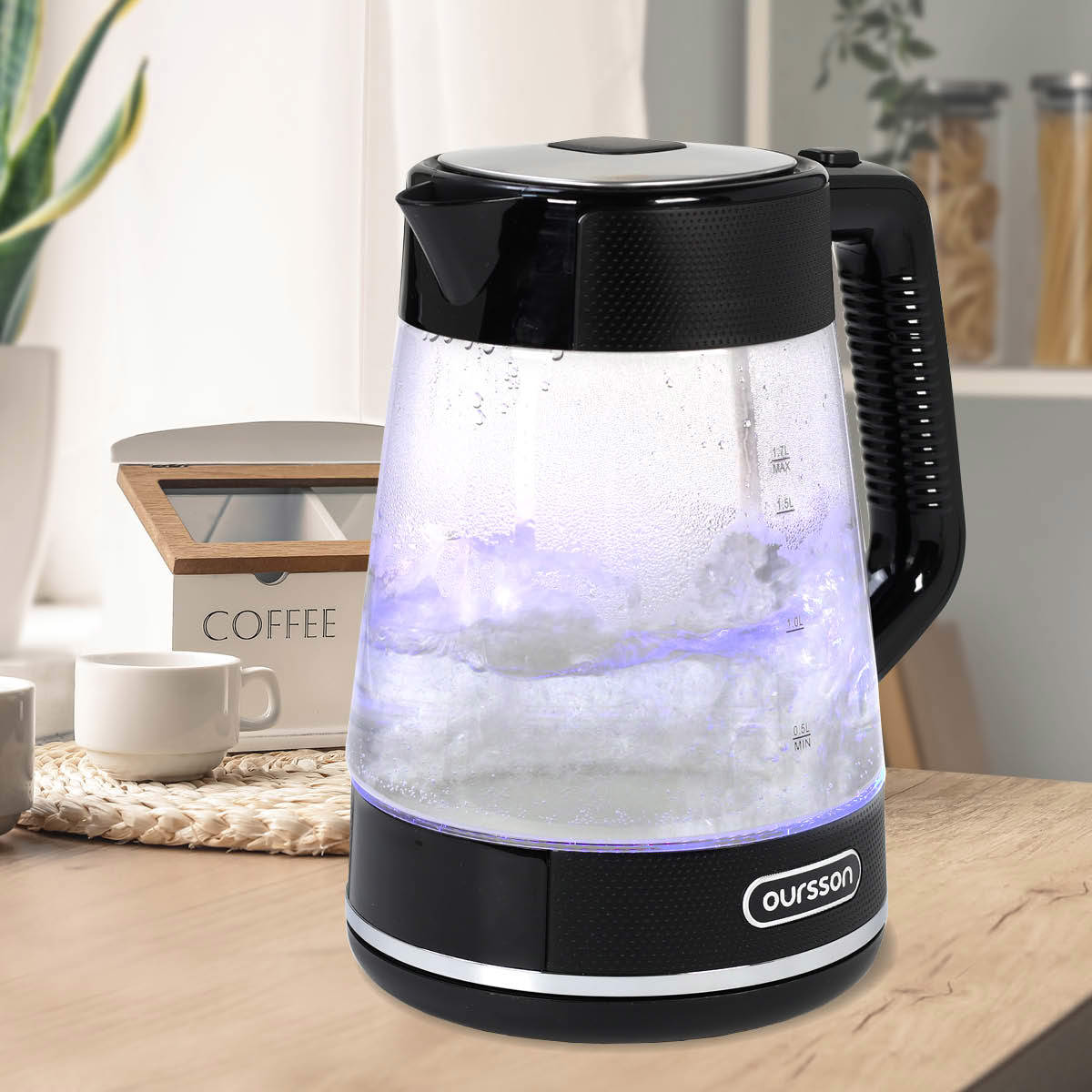 Изображение товара Электрический чайник Oursson KE1747G 1.7 л стекло черный быстрое кипячение стильный дизайн