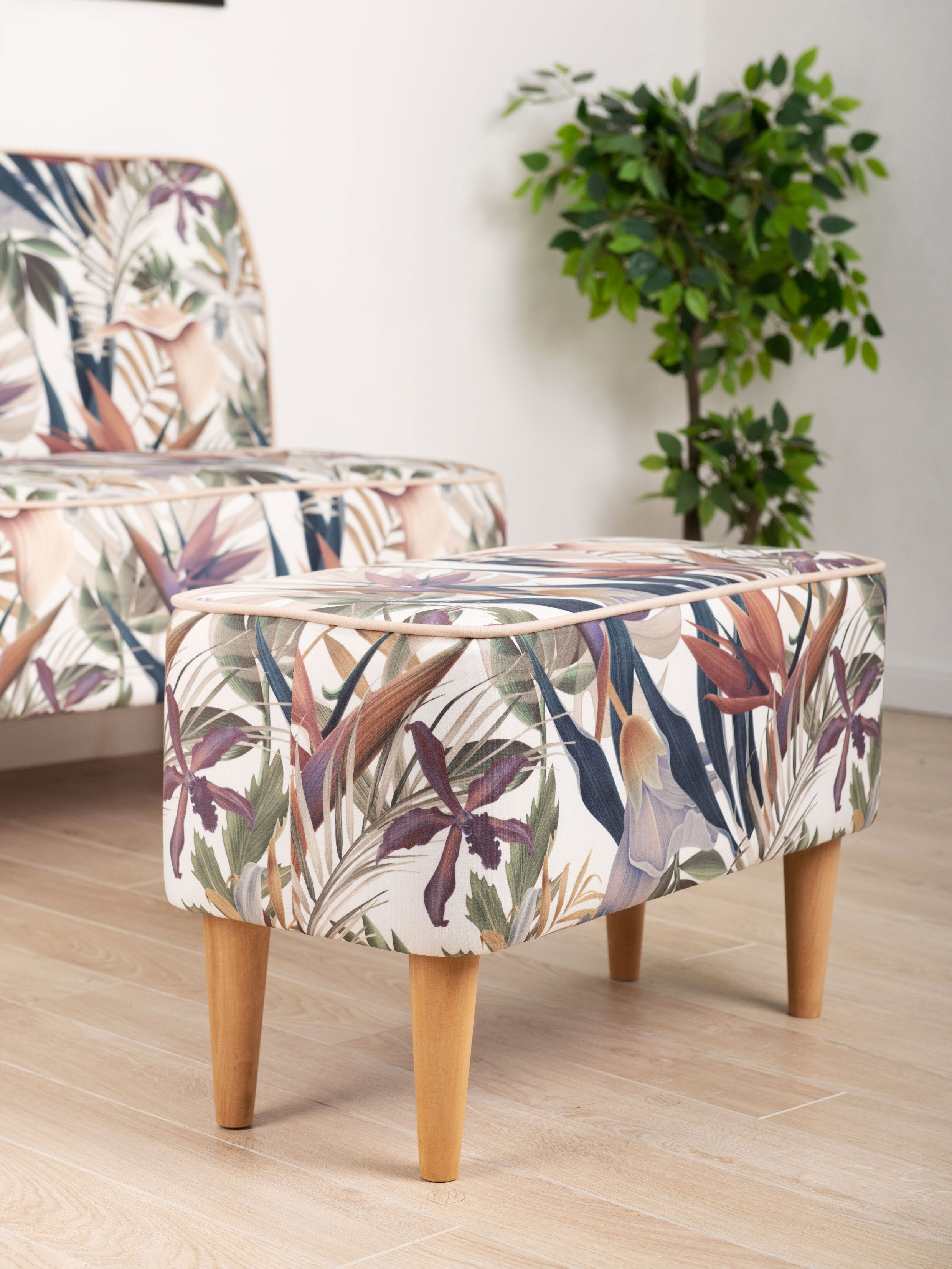 Изображение товара Банкетка Monofix Одос Тропики 70x42x32 см коричневая стильная практичная мебель