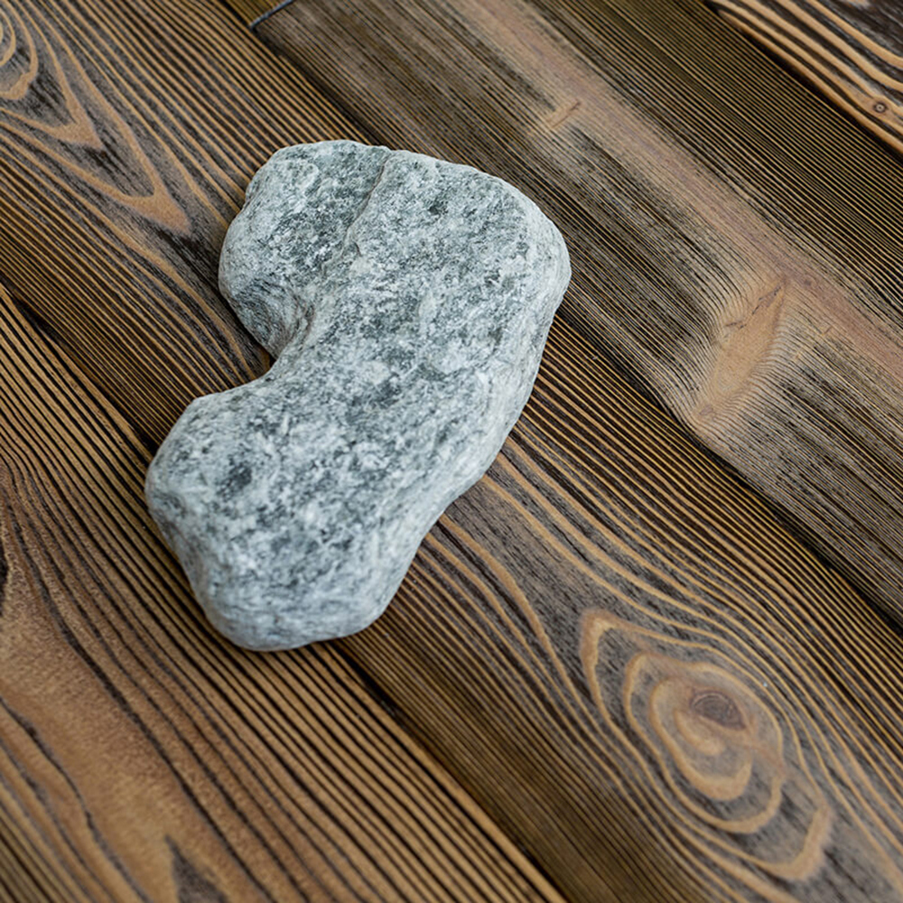 Изображение товара Массивная доска Мирелла толщина 15 мм сосна кантри УФ-лак 2.46 м² цена за упаковку