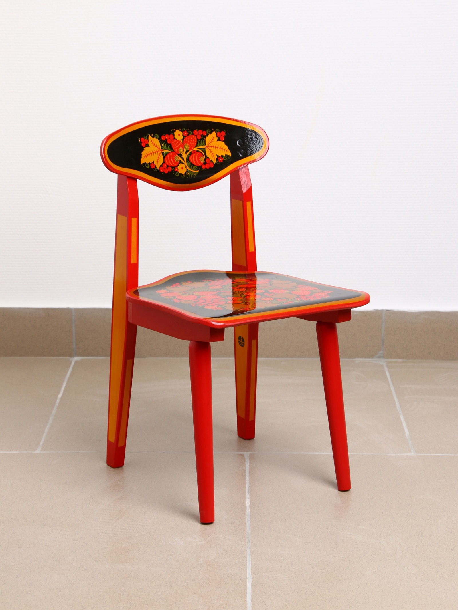 Изображение товара Детский разборный стул с хохломской росписью 55x30x29 см красный Сима-ленд
