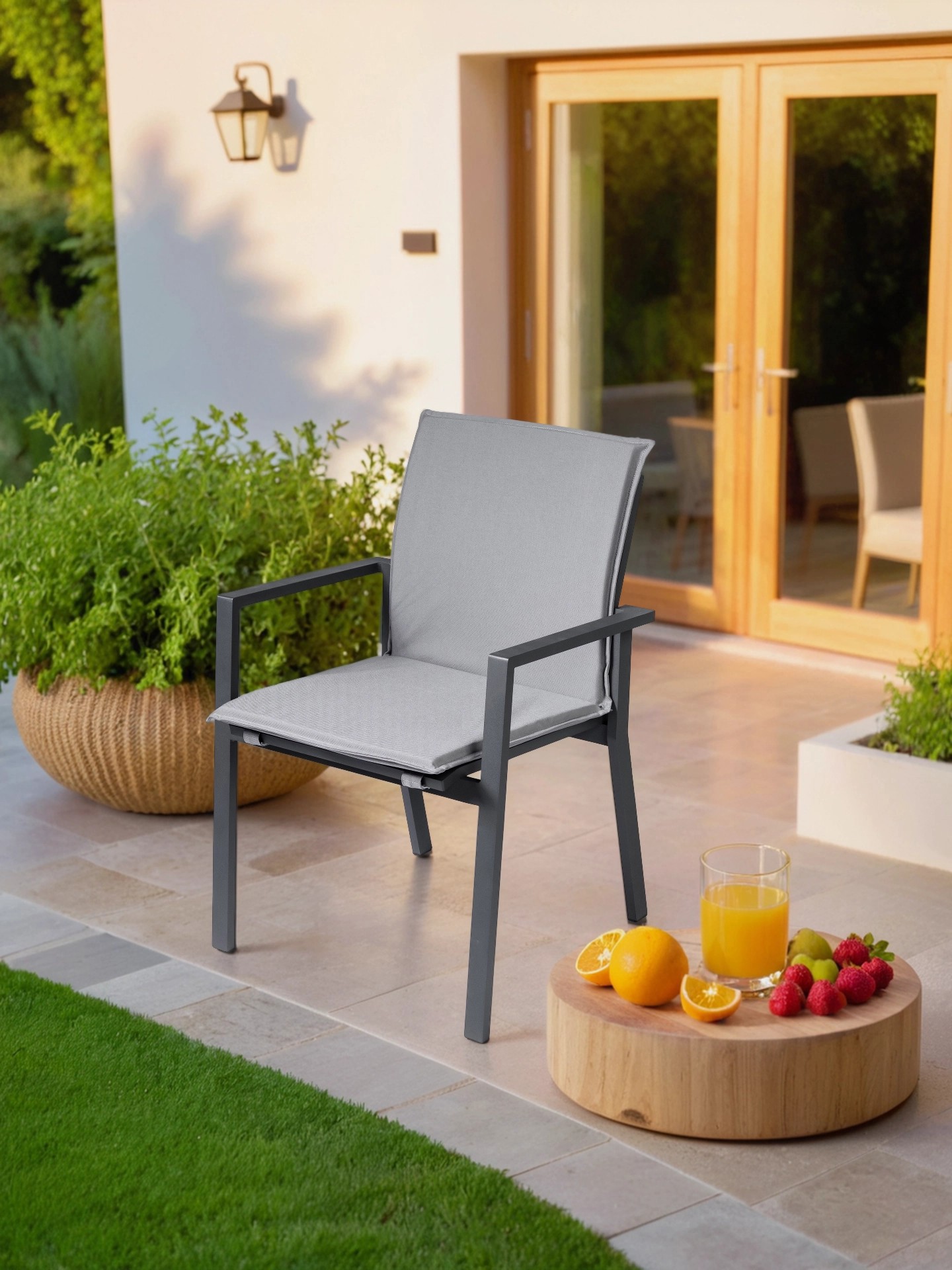 Изображение товара Садовый стул с подушкой Callisto giardino G101.0Е10 Лагуна 60 см x 65 см x 86 см алюминий серый/серебристый