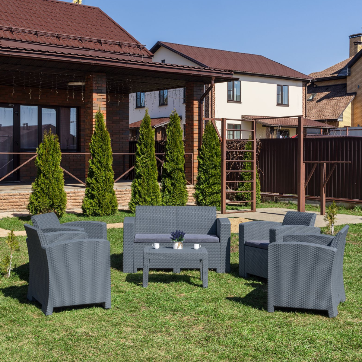 Изображение товара Набор садовой мебели Royal Family Lana Lux L пластик серый диван 4 кресла столик