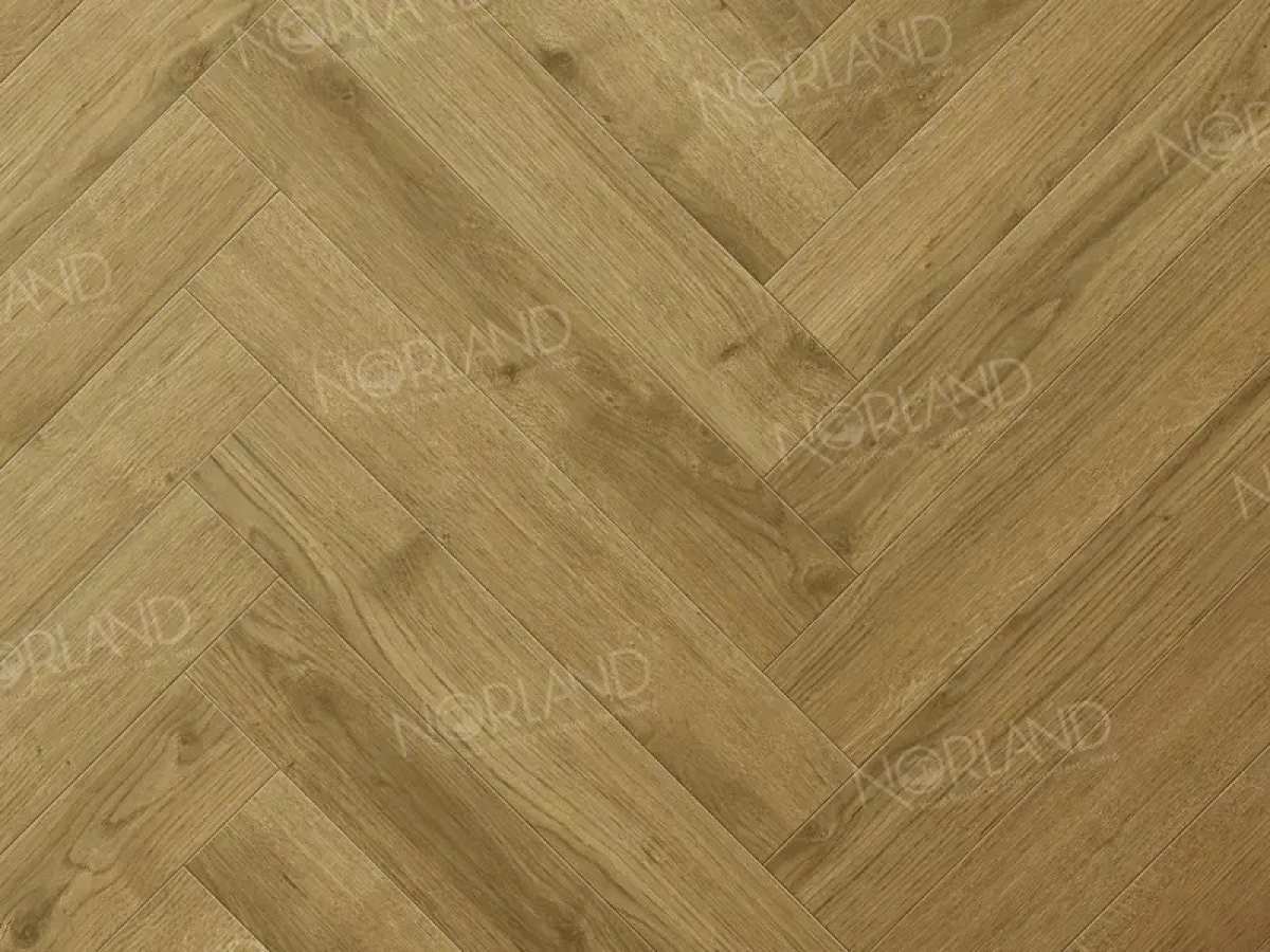 Изображение товара Ламинат Norland Herringbone Elegant Дуб Фанэн 33 класс 8 мм бежевый