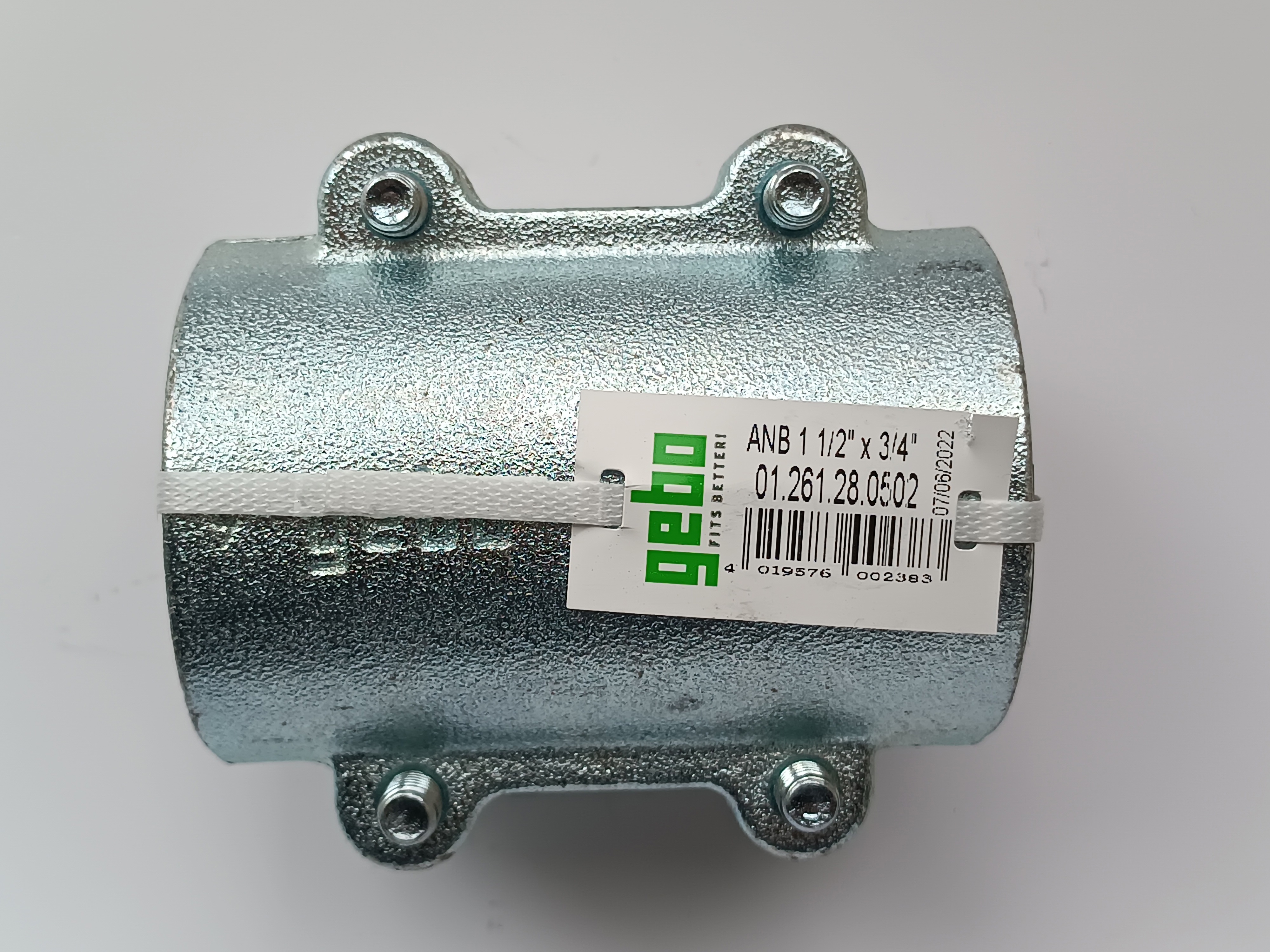 Изображение товара Обойма ремонтная с отводом Gebo Clamps 1 1/2"x3/4" ВР чугун ANB 1"1/2*3/4