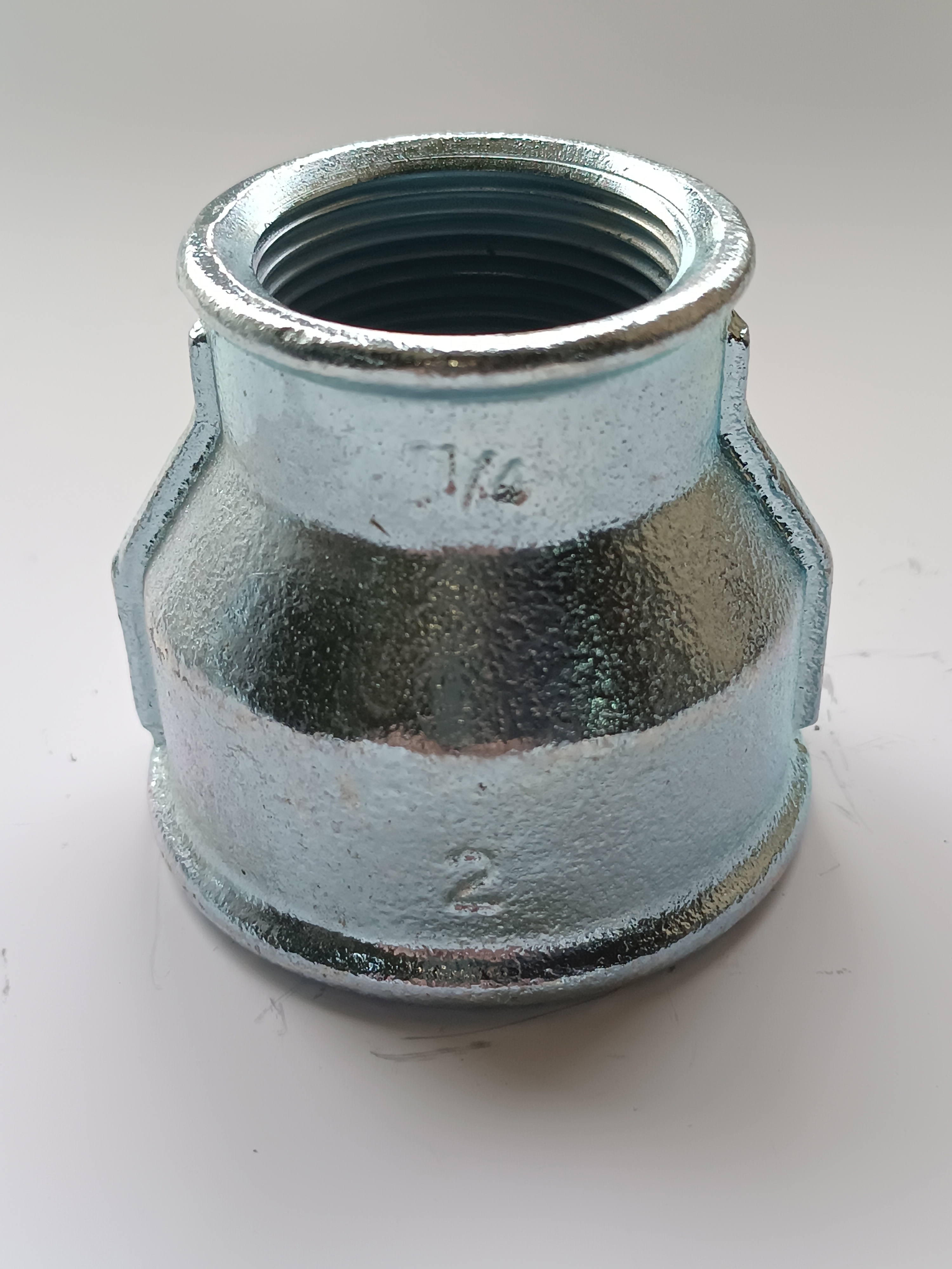 Изображение товара Муфта переходная Gebo Platinum 2"x1 1/4" ВР чугун 240-37V