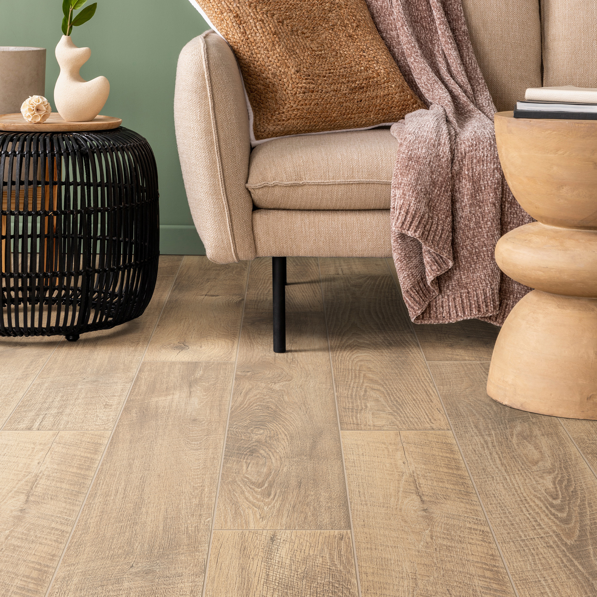 Изображение товара Ламинат Икемура 33 класс 14 мм с фаской 1.253 м² водостойкий влагостойкий Россия