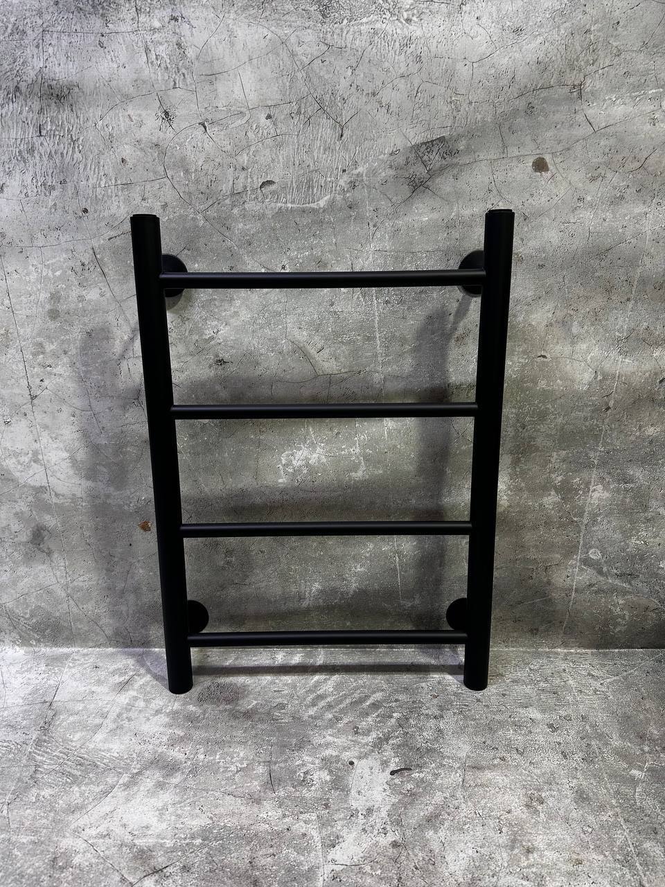 Изображение товара Полотенцесушитель водяной лесенка Aquardis No name 600x400 мм нижняя подводка нержавеющая сталь цвет черный;черный матовый