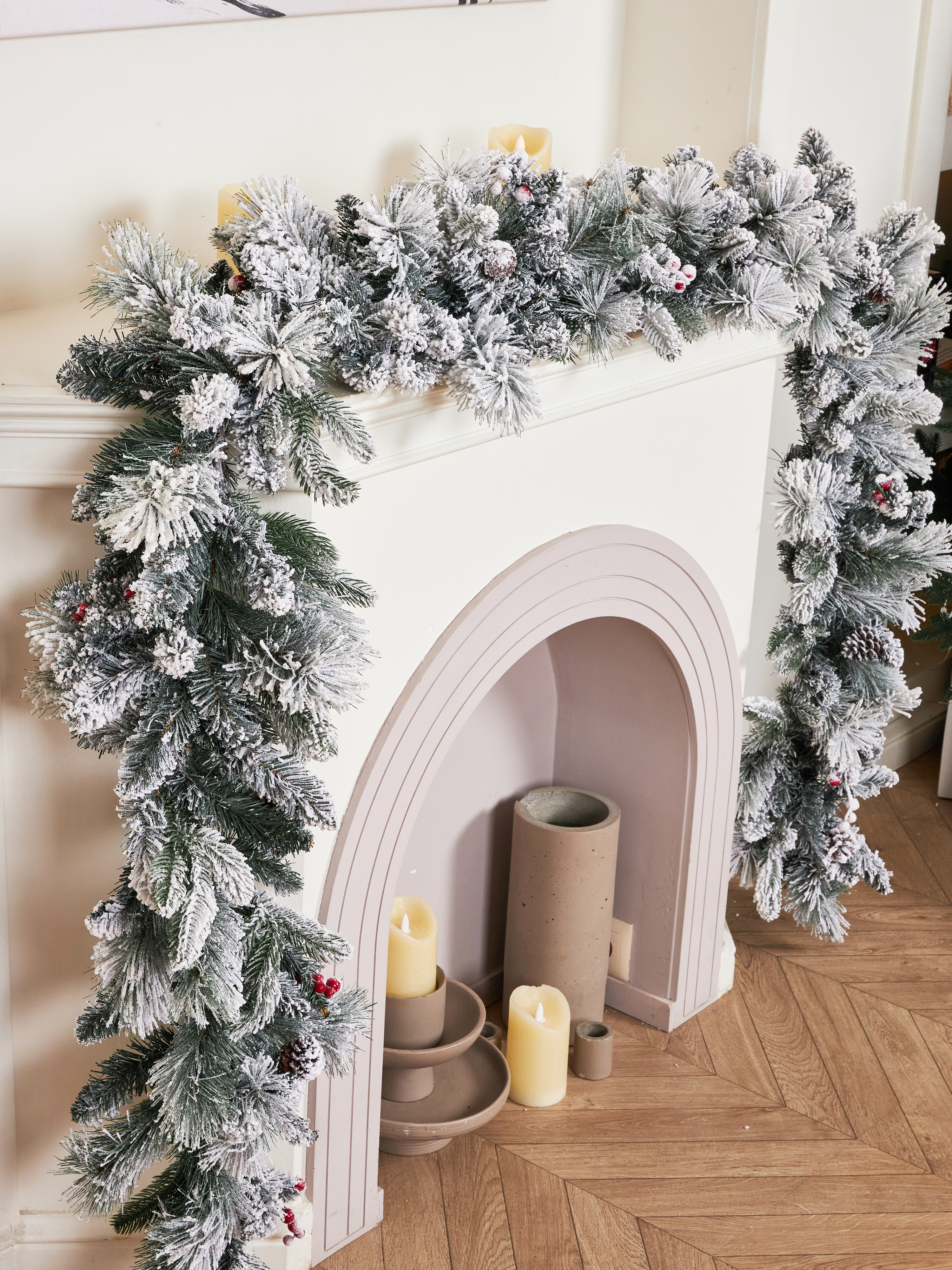 Изображение товара Хвойная гирлянда Binoshe Glace_Grande_270 для праздничного декора