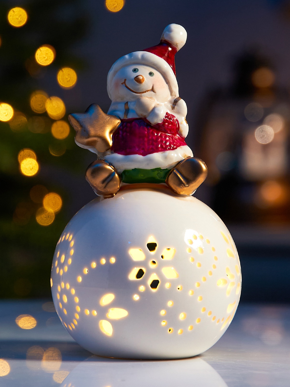 Изображение товара Светящаяся электрическая фигура Luazon lighting Снеговик на шаре 10502252 разноцветный