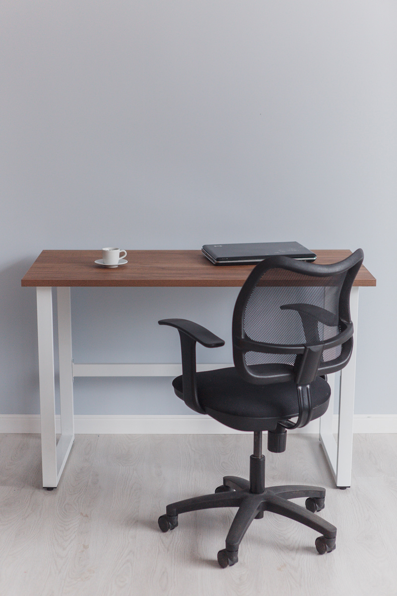 Изображение товара Компьютерный стол Diko loft Good desk 75x75x55 см из ЛДСП с регулировкой высоты