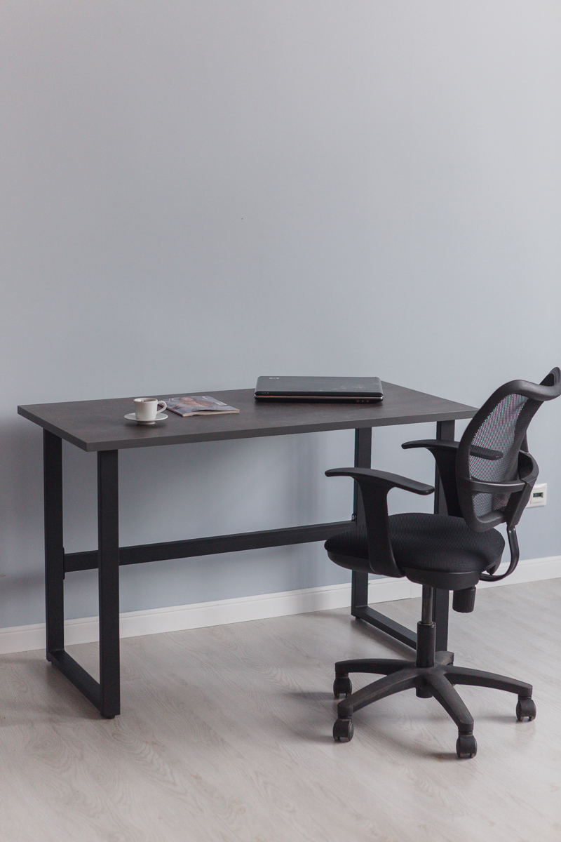 Изображение товара Компьютерный стол Diko Loft Good Desk 75x75x55 см антрацит современный дизайн