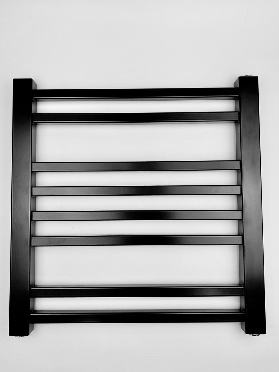 Изображение товара Полотенцесушитель электрический Terma Bone Matt 500x510 мм 190 Вт с терморегулятором Лесенка цвет черный матовый