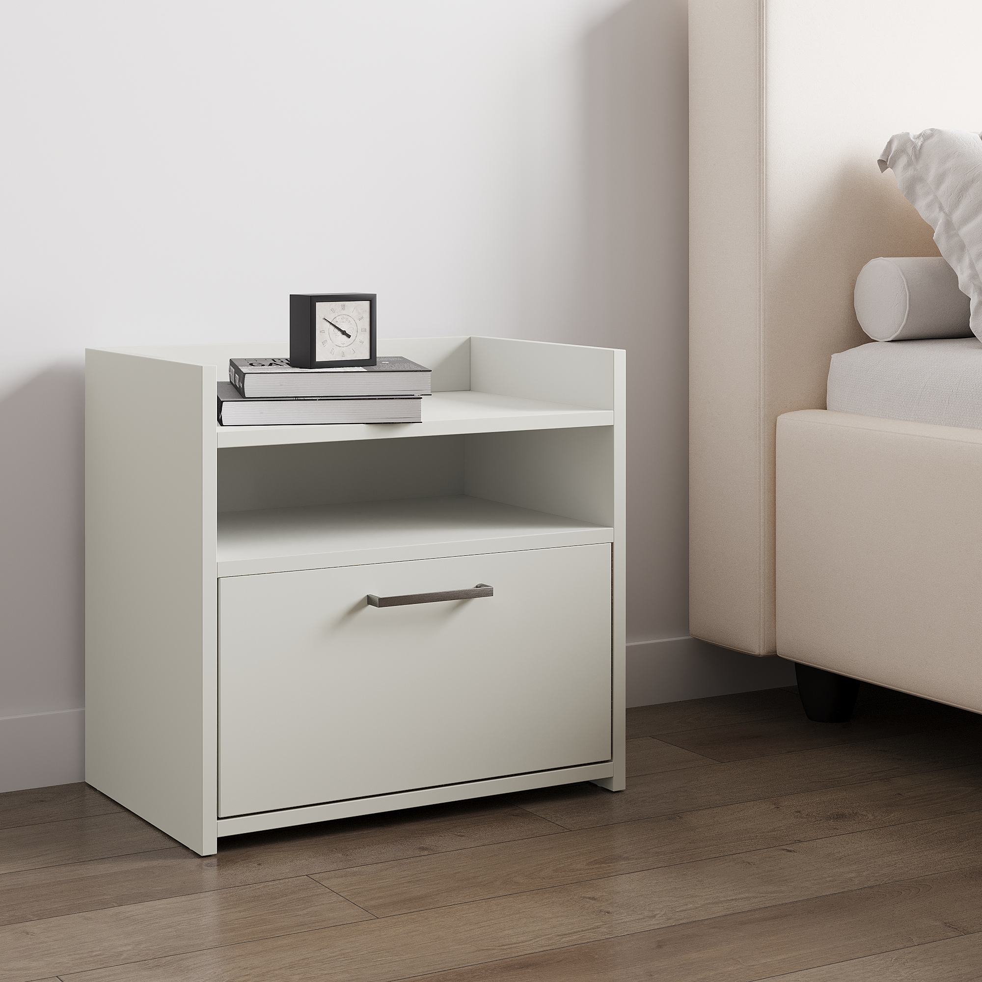 Изображение товара Тумба прикроватная из ЛДСП белая 49,8x48,4x33,3 см классическая современная