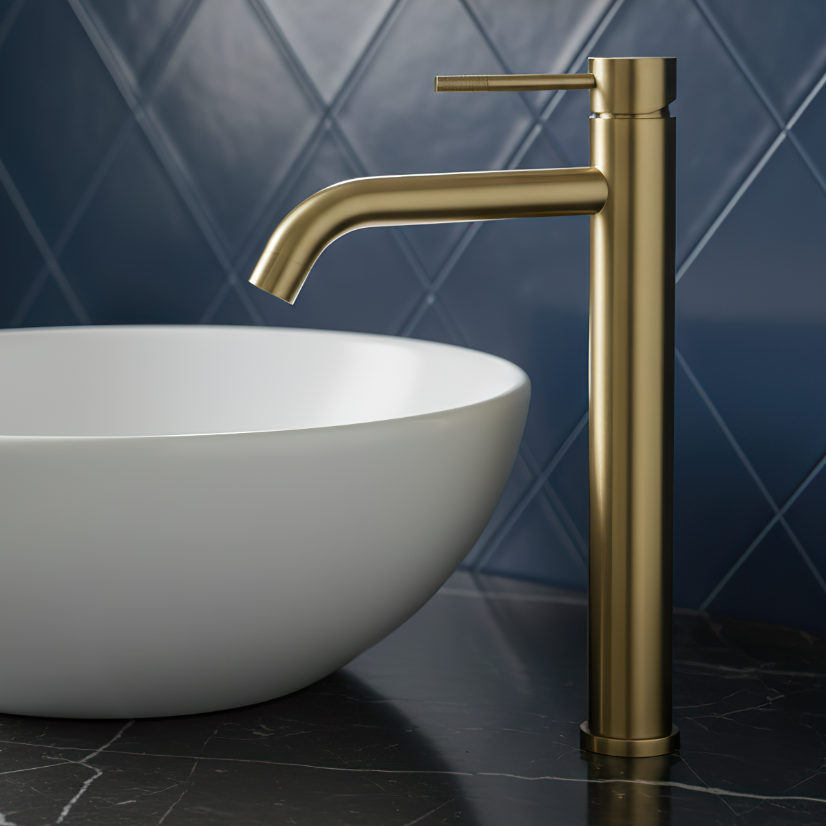 Изображение товара Смеситель для раковины VODA Vessel Gold VSL25G цвет золото