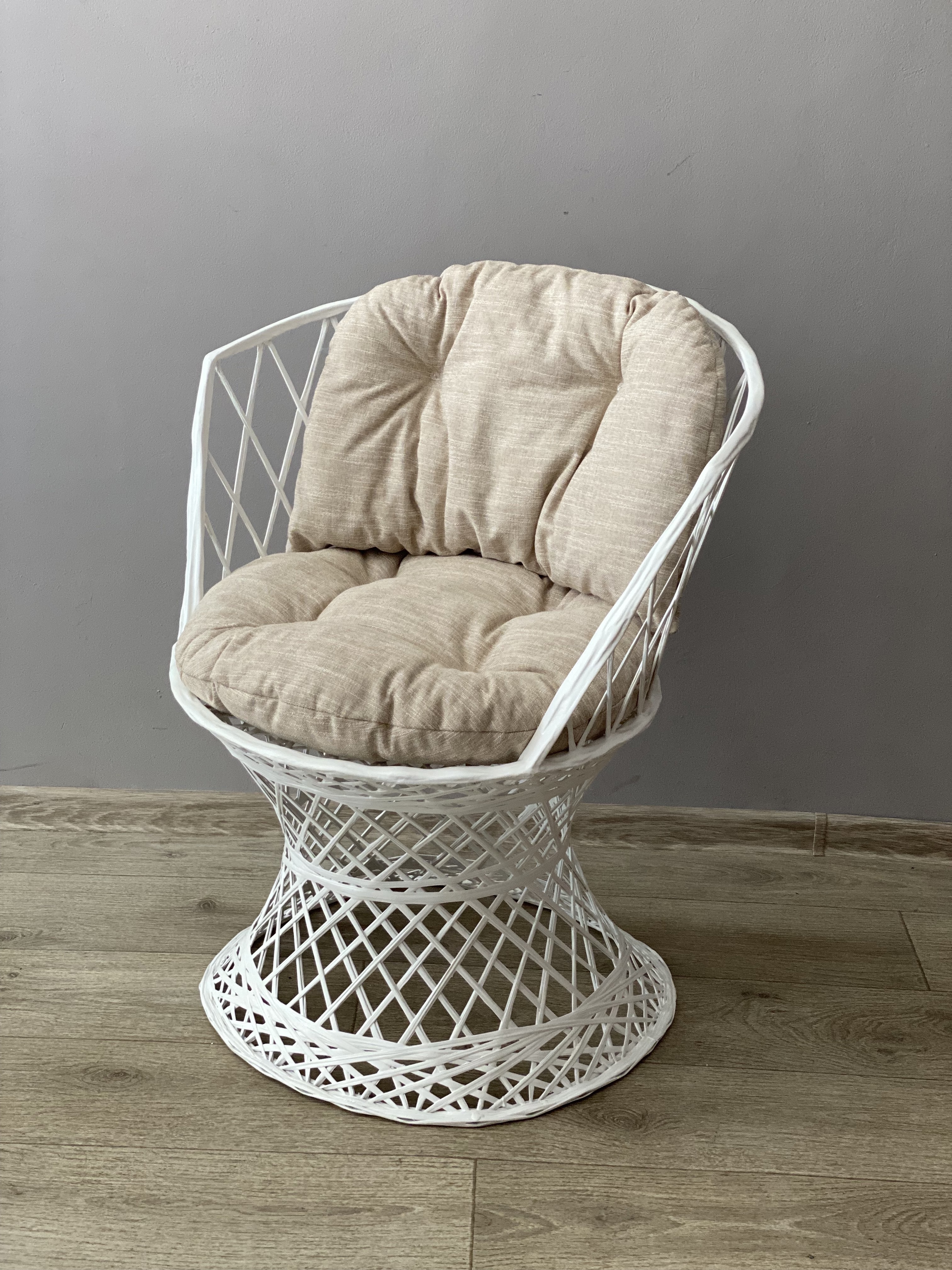 Изображение товара Кресло садовое Ajurio Queen из поликомпозита, белое, Россия