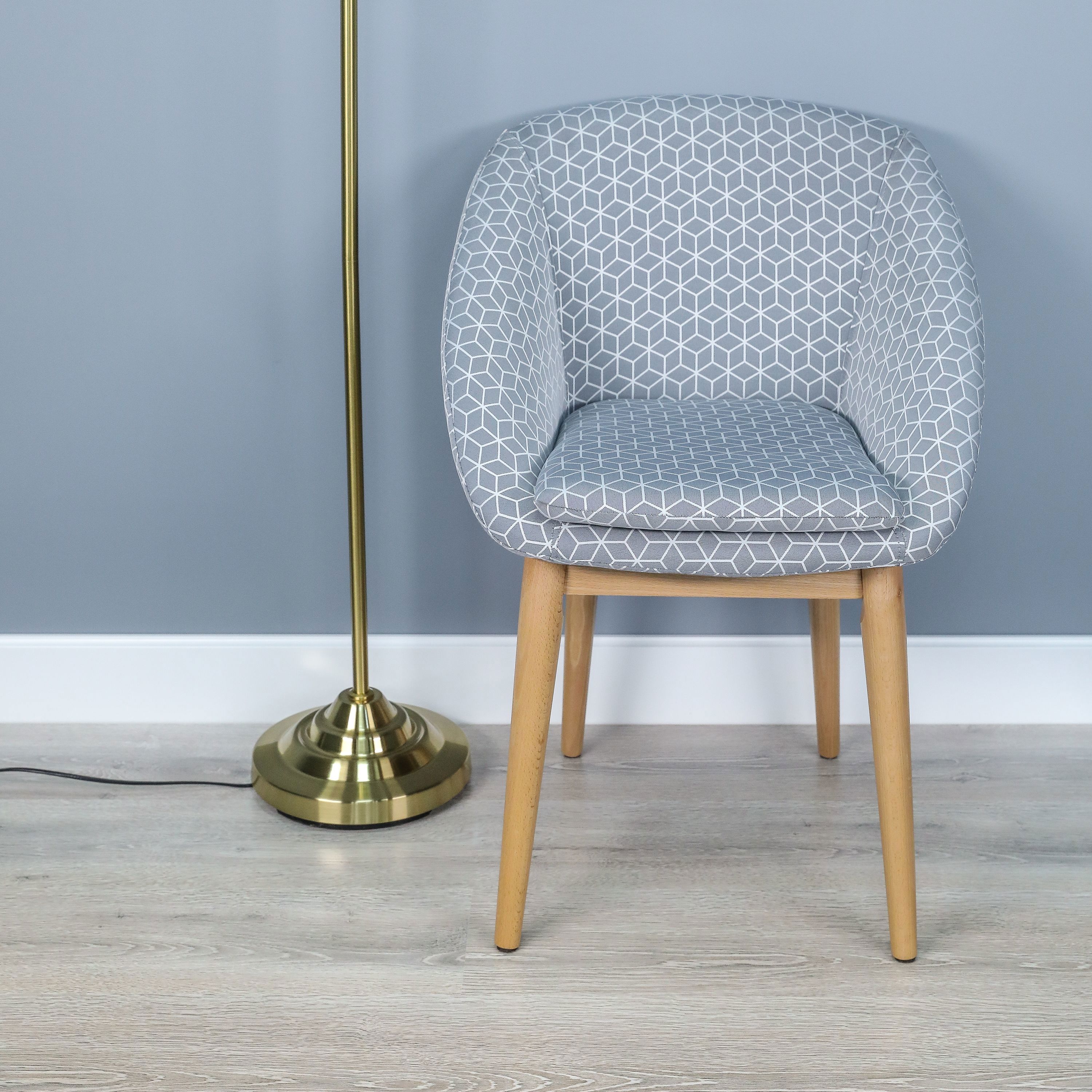 Изображение товара Ламинат Дуб Суматра 33 класс 8 мм с системой "click" для дома и коммерческих помещений