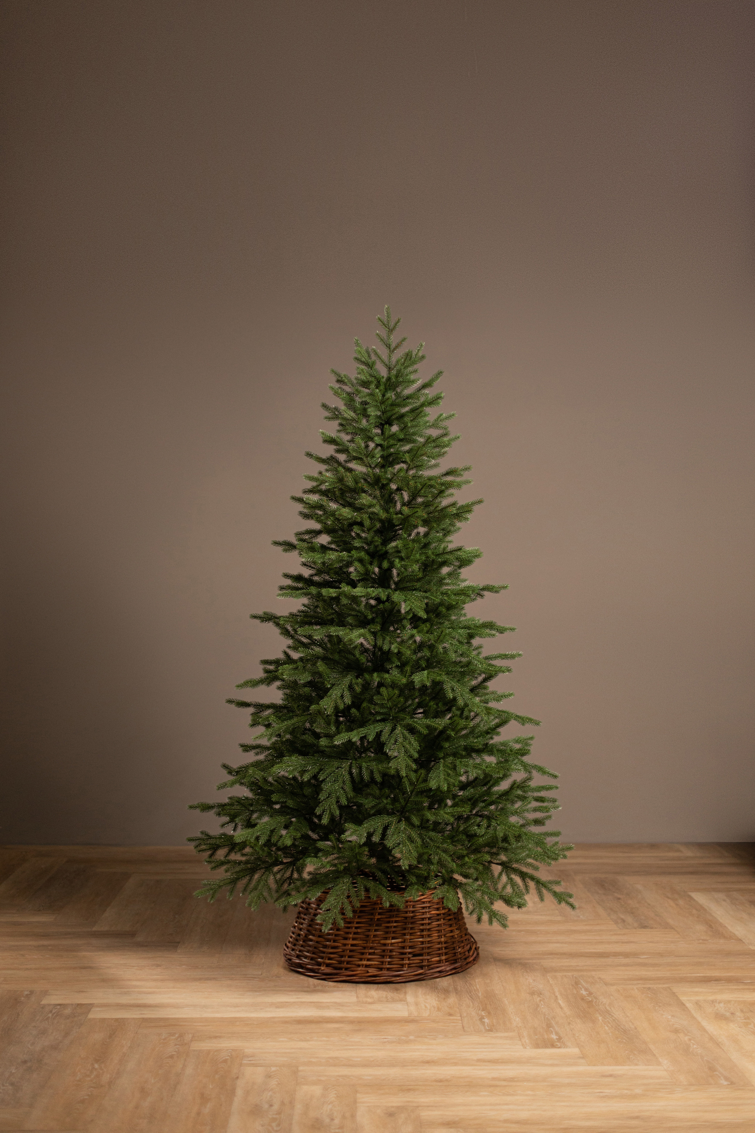 Изображение товара Ель новогодняя искусственная Max Christmas Уральская 150 см
