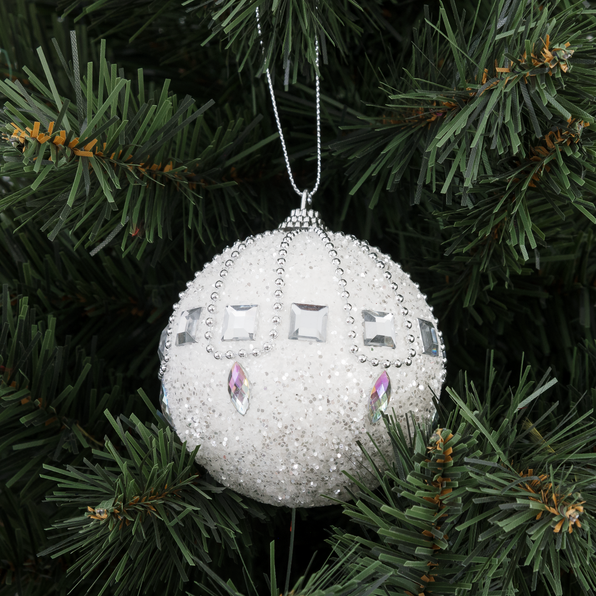 Изображение товара Шар елочный KREAFORTA белый с декором ø8 см